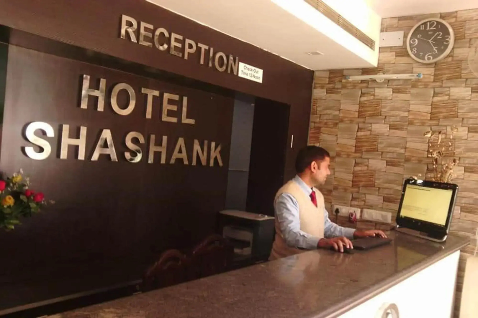 Hotel Shashank