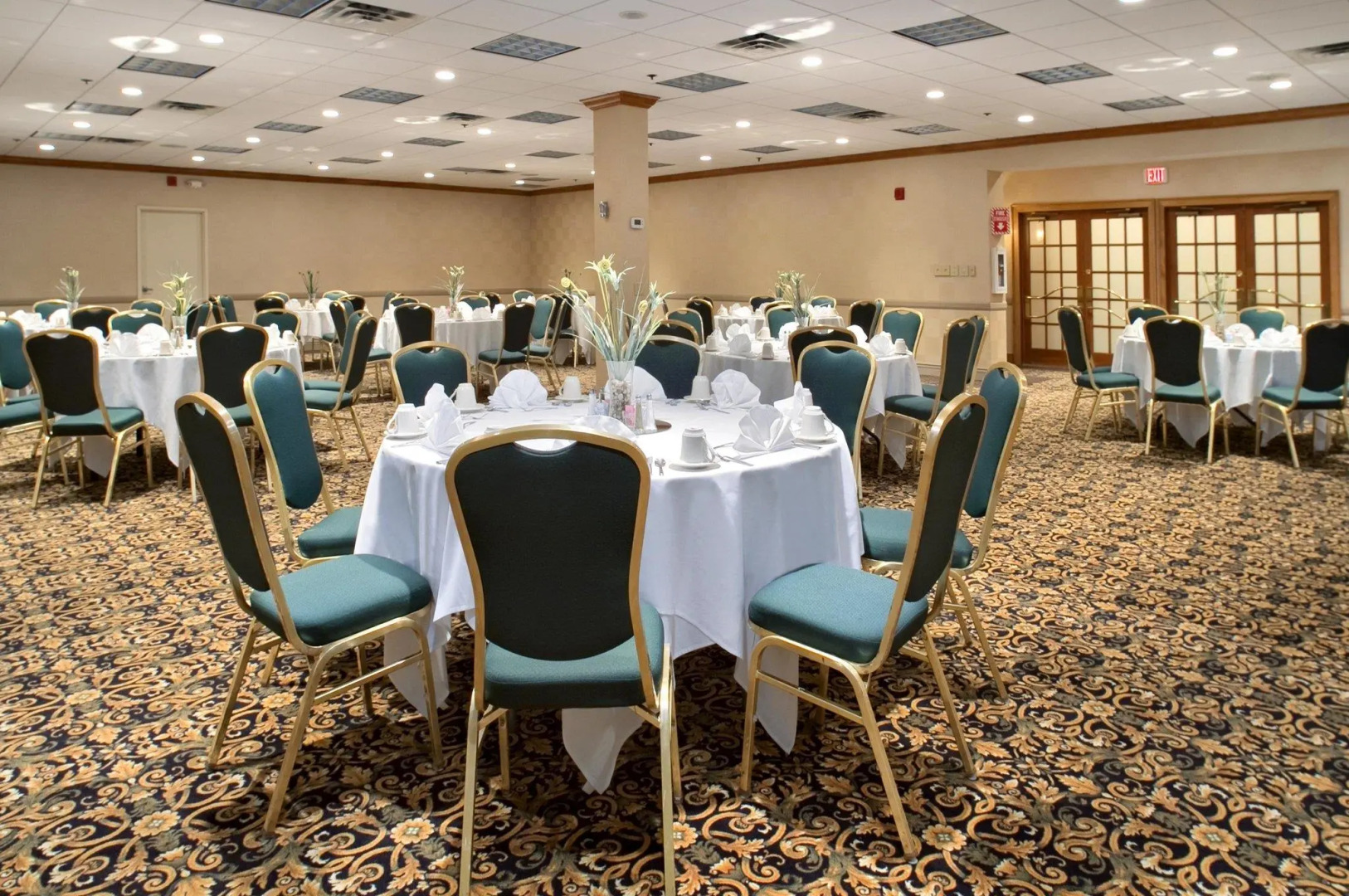 Doubletree by Hilton Hotel Norfolk Airport