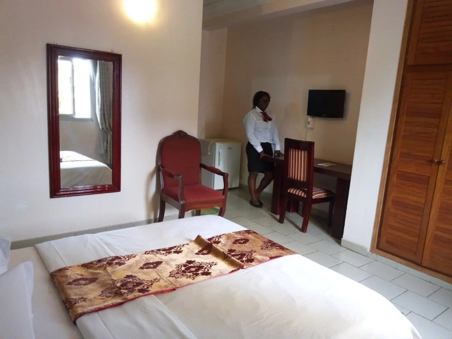 Hotel Vallee Des Rois
