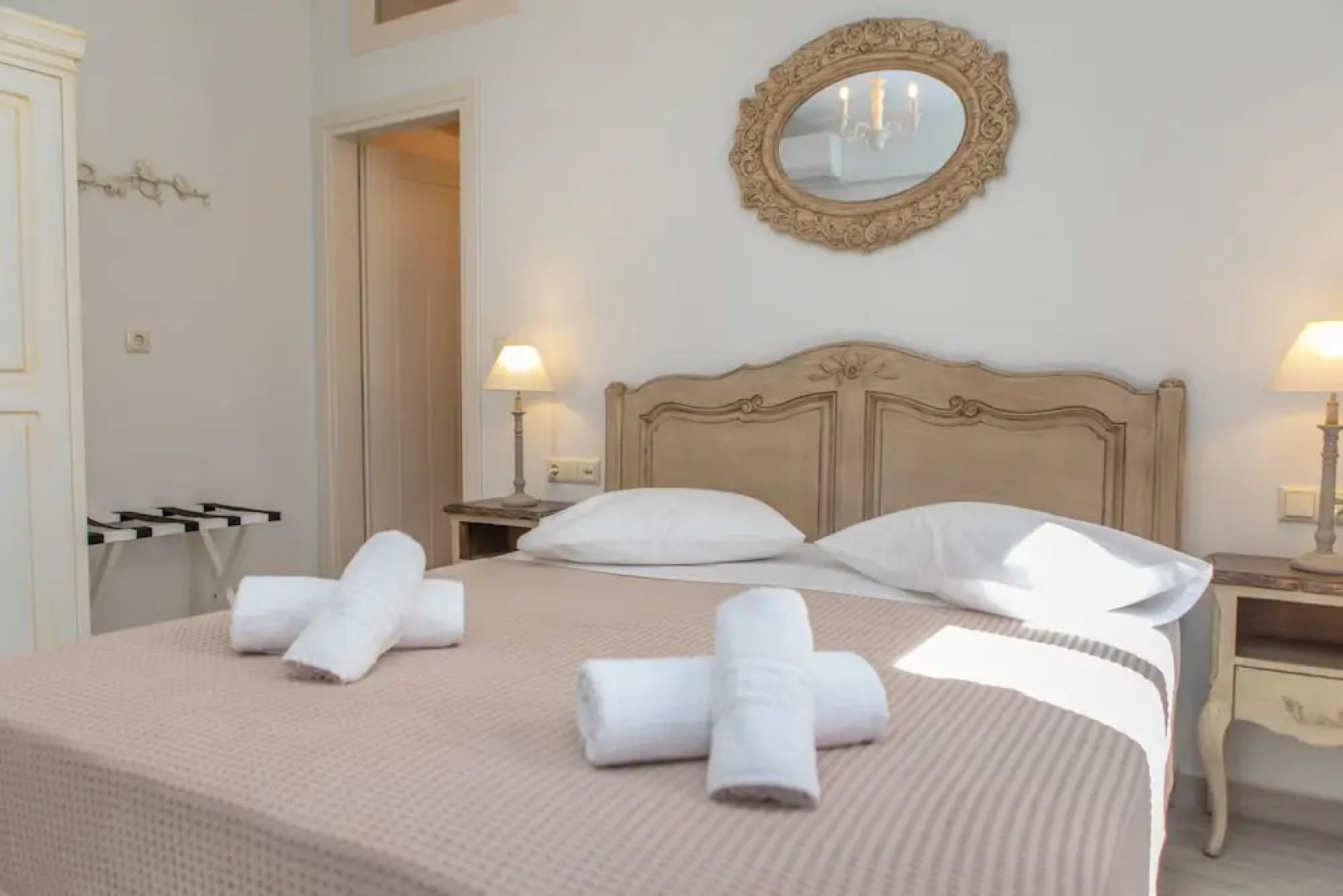 Nikos Verikokos Studios