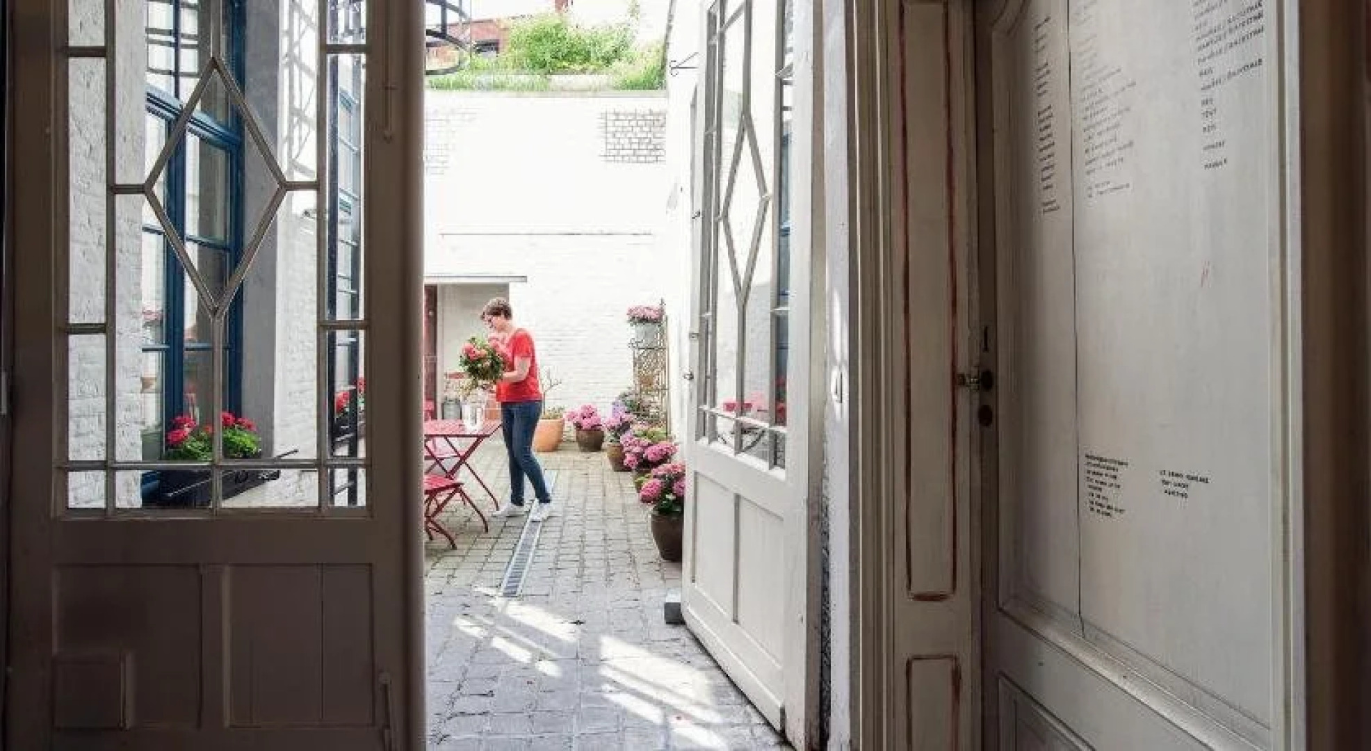 Ganda Rooms & Suites