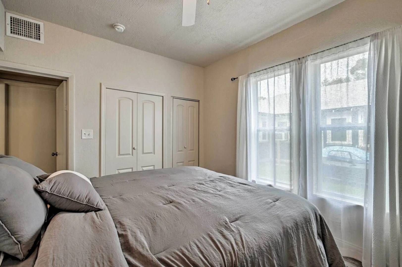 Walk to Dtwn: Winter Garden Home w/ Patio