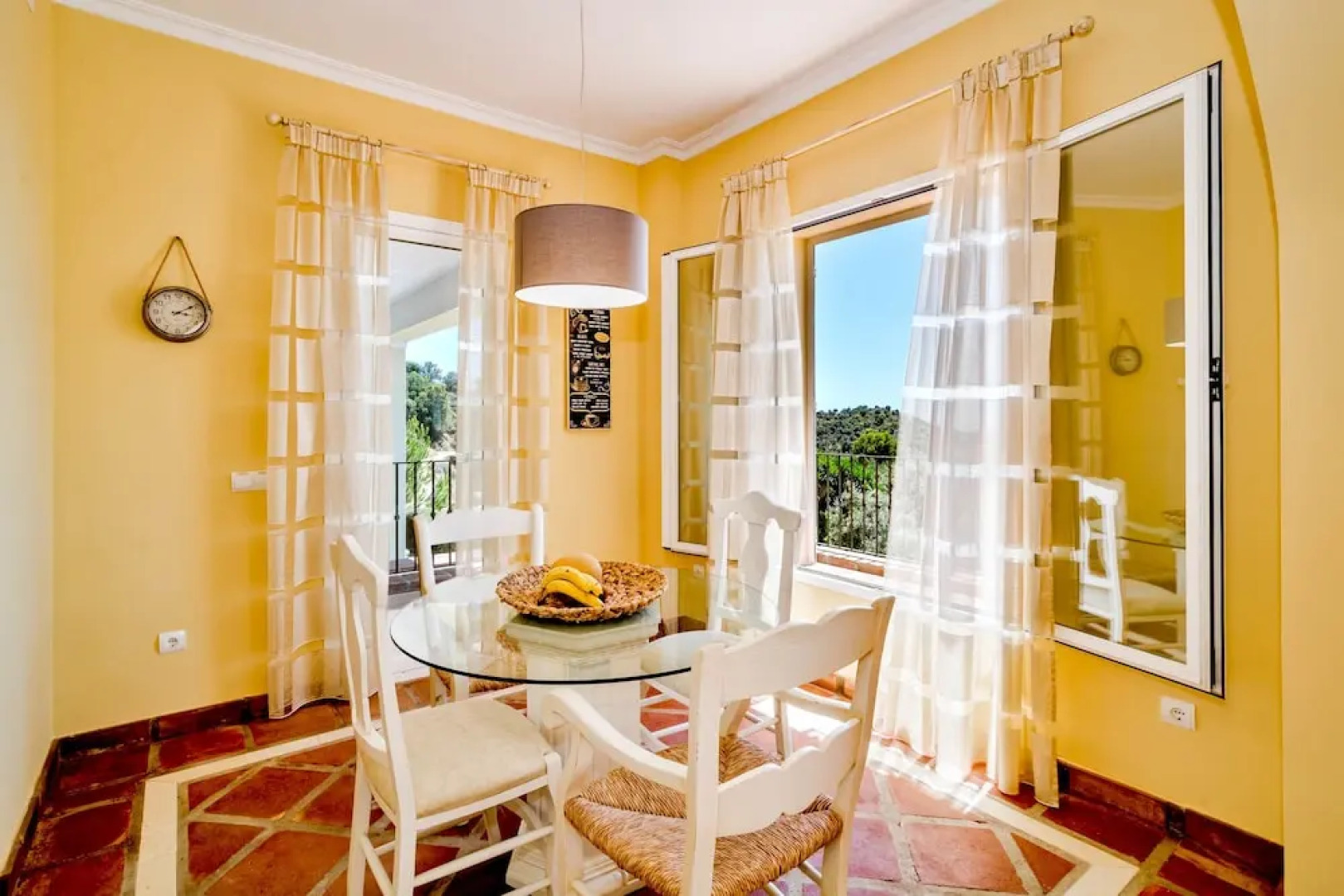 SBCC 2 bedroom villa with breathtaking views Roomservice