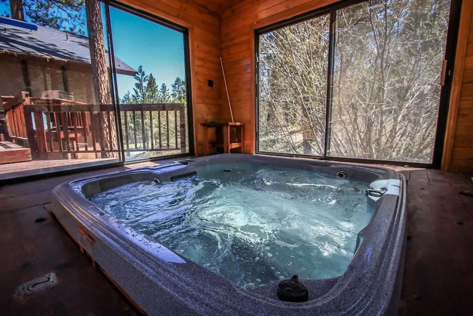 Four Happy Bears Estate #1277