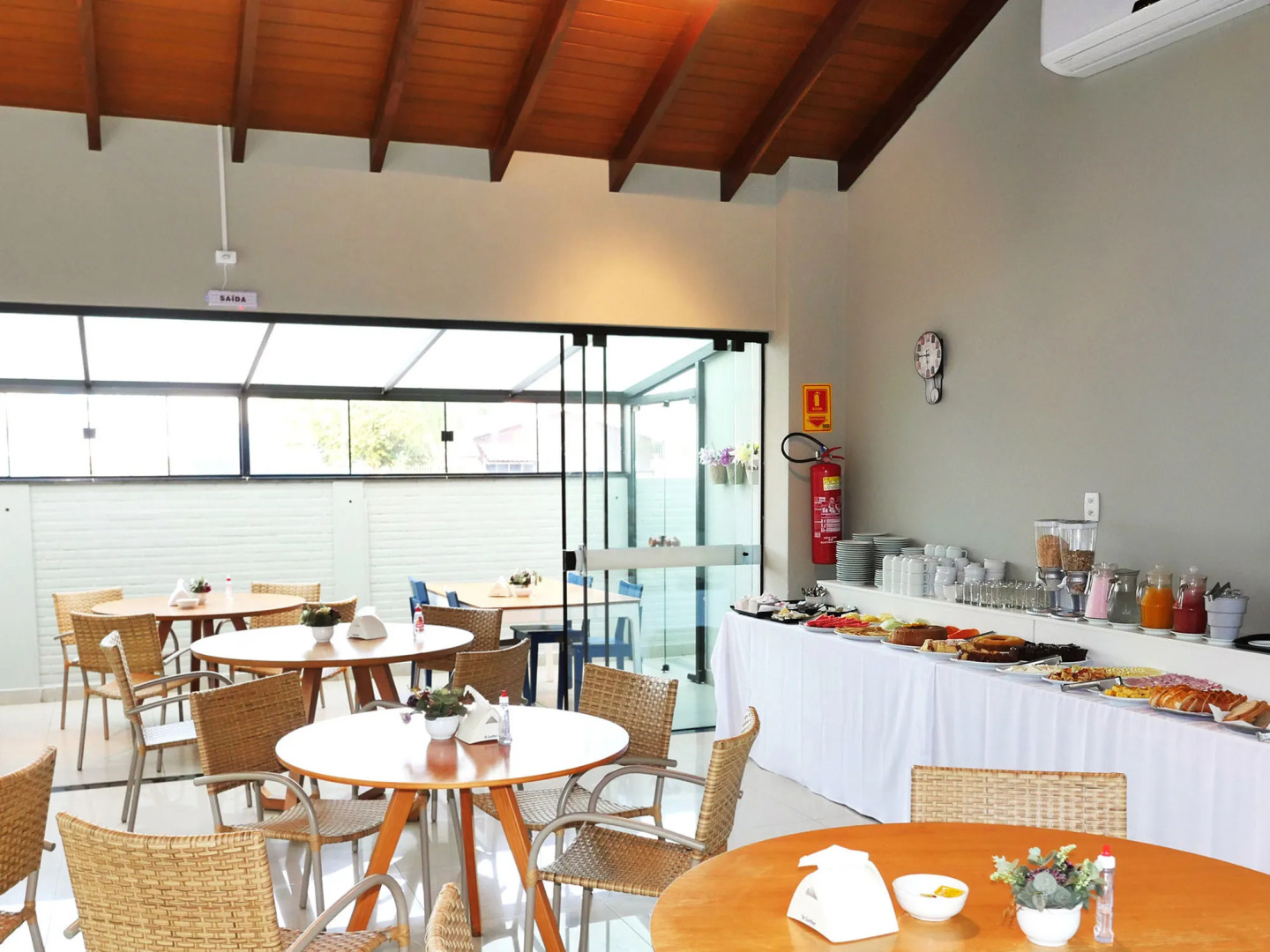 CLH Suites Bonito Centro