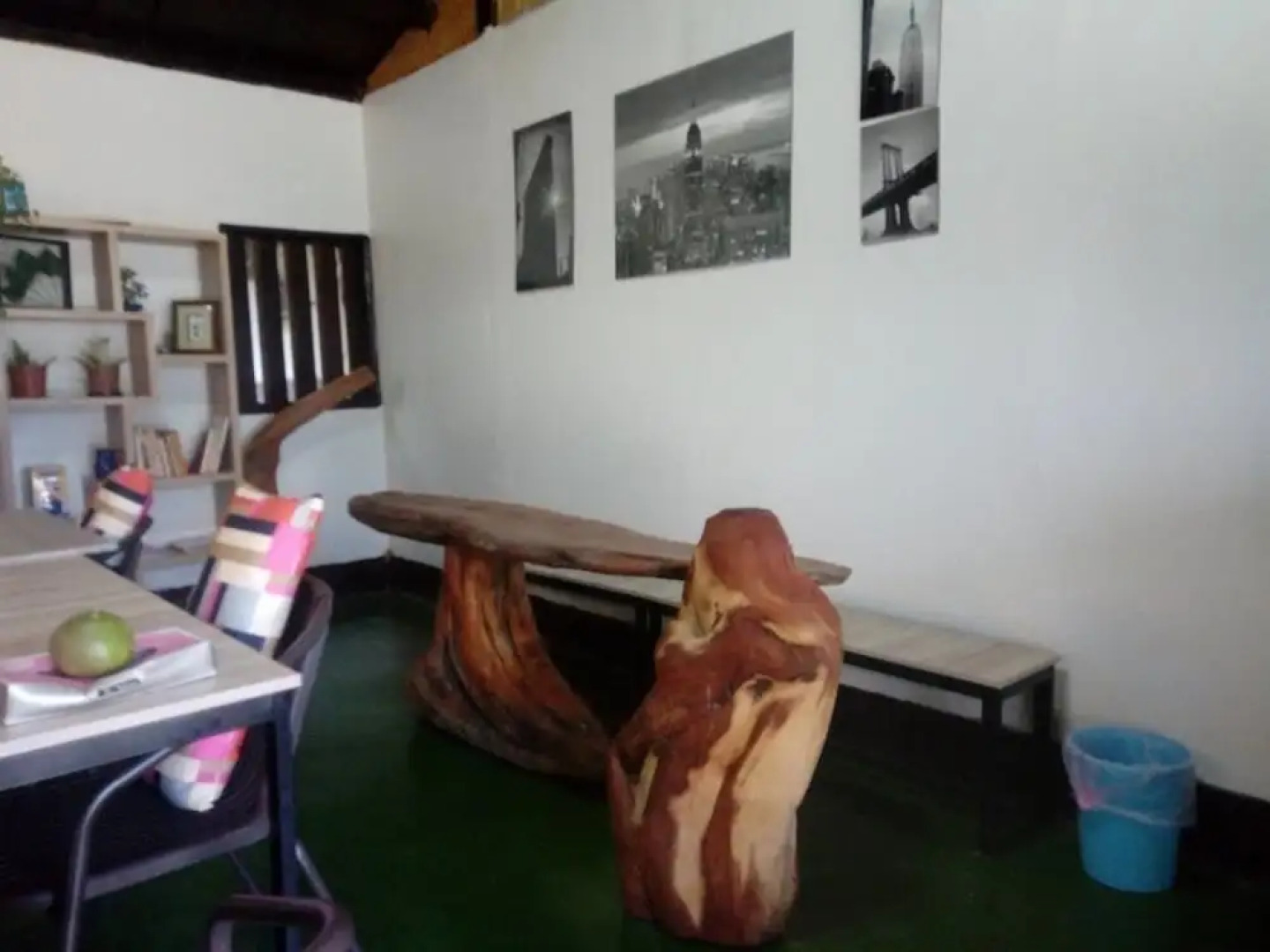 Mt. River View & Waterfall Lodge