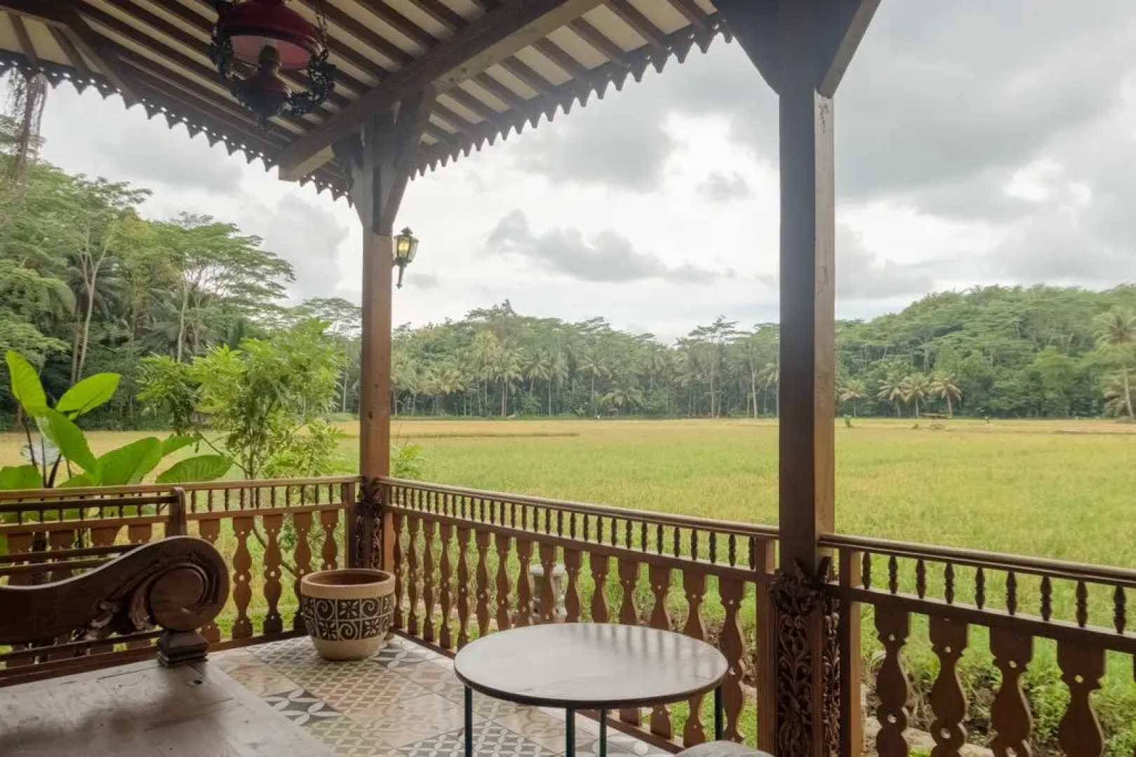 OYO 593 Kalaras Hotel & Cottage