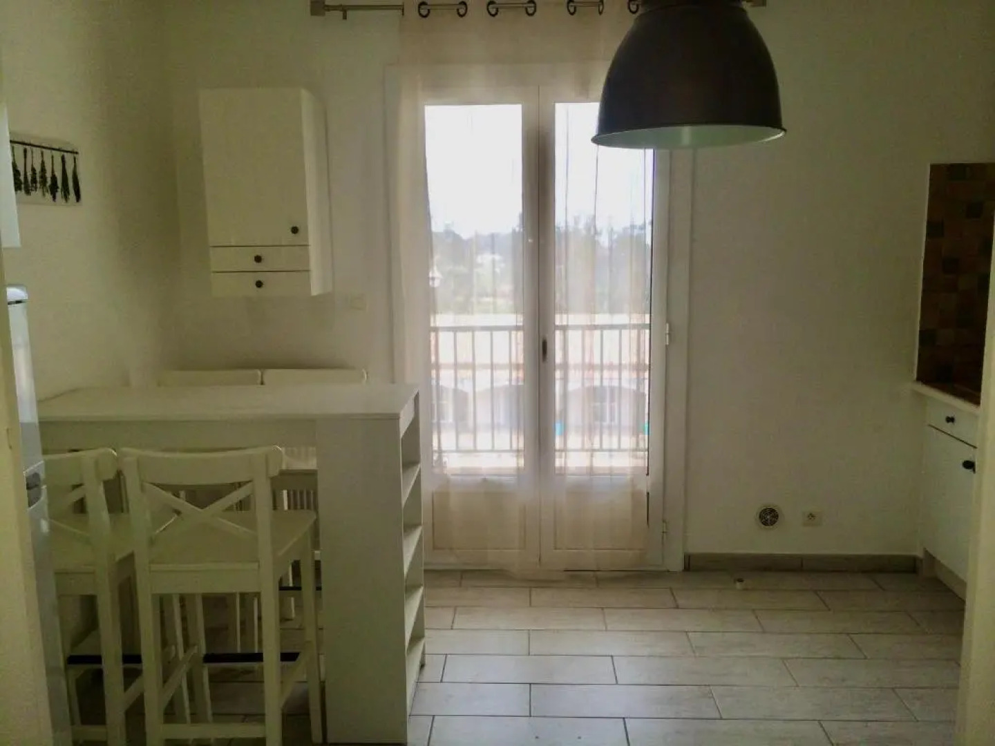 Appartement vue mer, rivière et montagnes