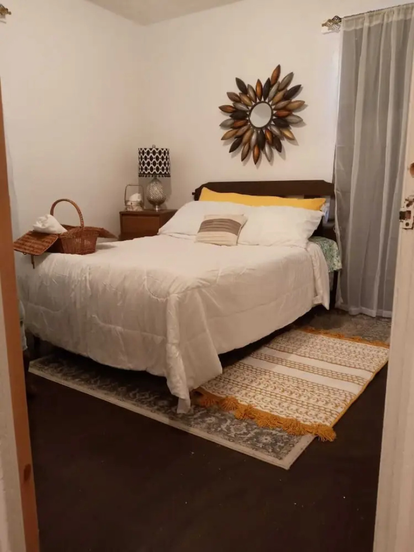 Super Comfy Room at a Great Location