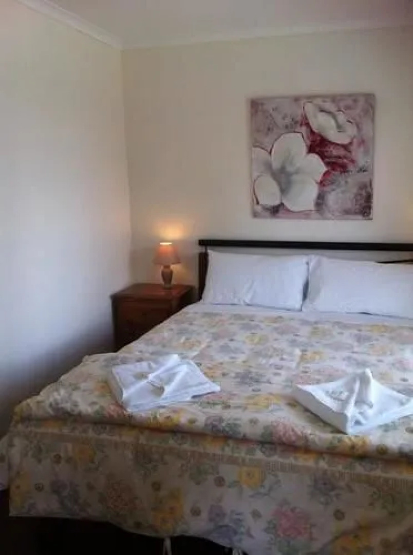 Channel Views Apartment