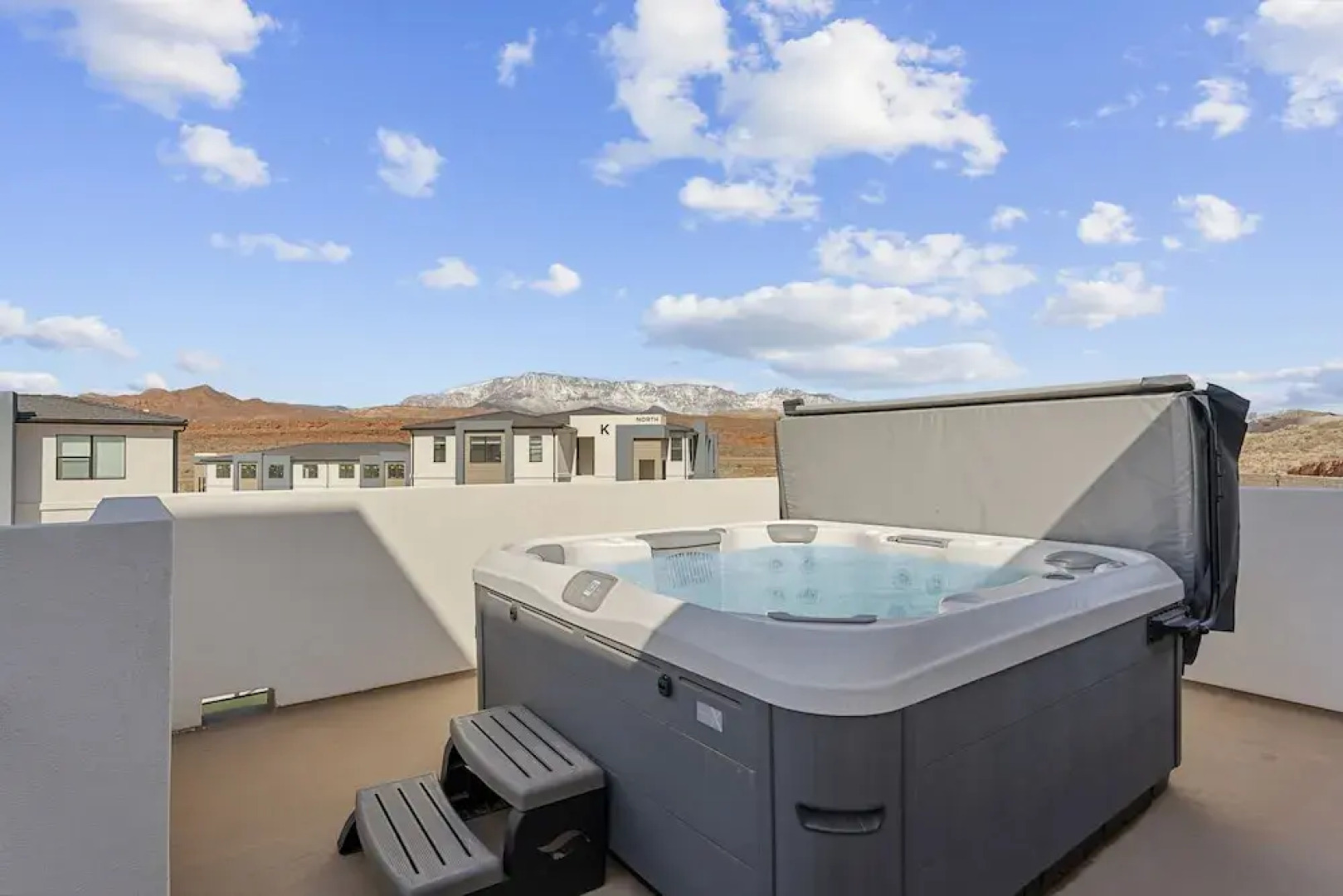 Sand Cove Retreat 5 Bedroom Townhouse