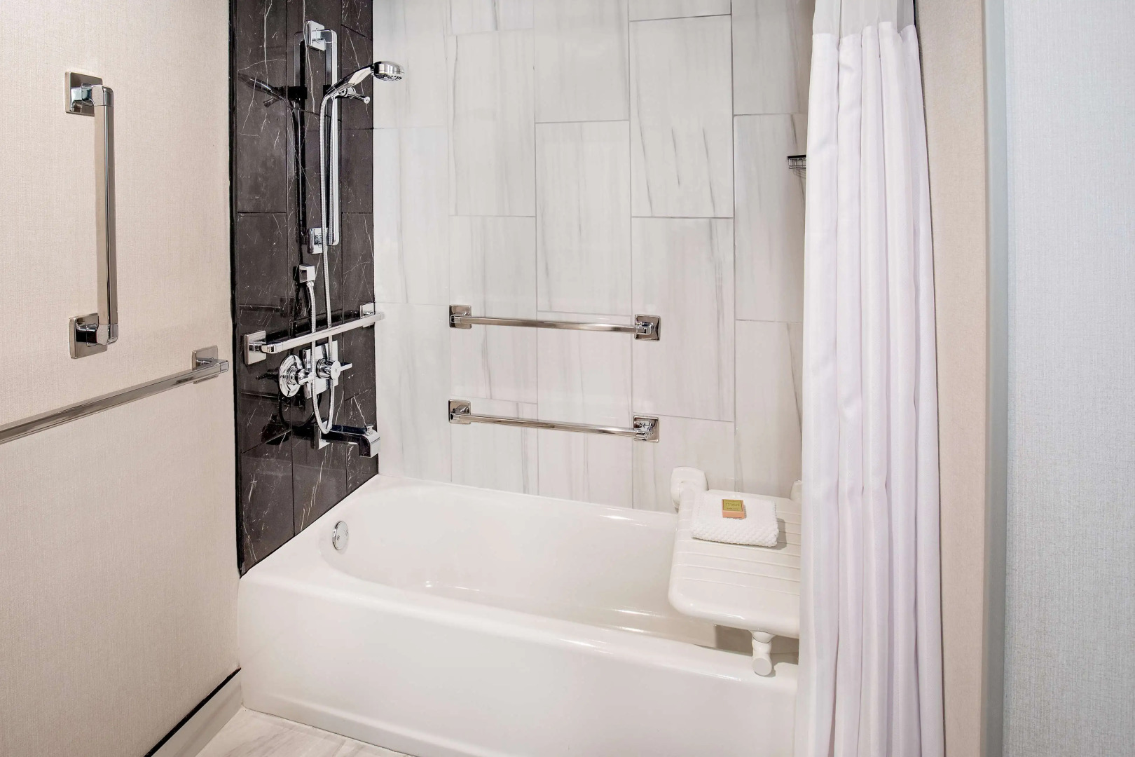 DoubleTree by Hilton Washington DC North/Gaithersburg