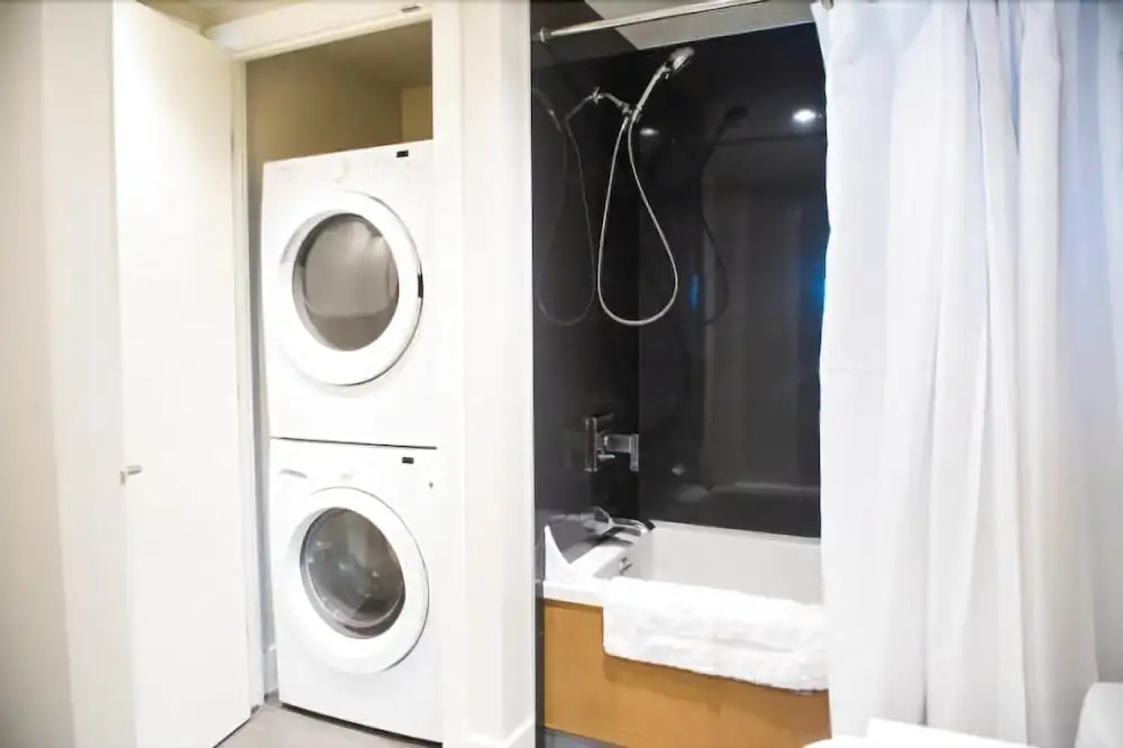 Executive Suites by Roseman - Luna