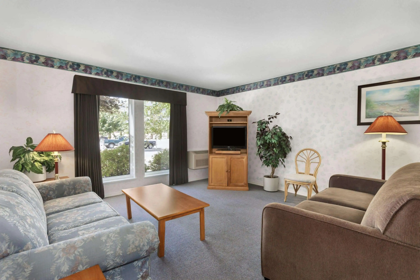 Super 8 by Wyndham West Kelowna BC