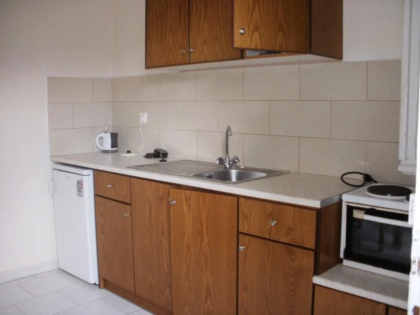 Adonis Apartments