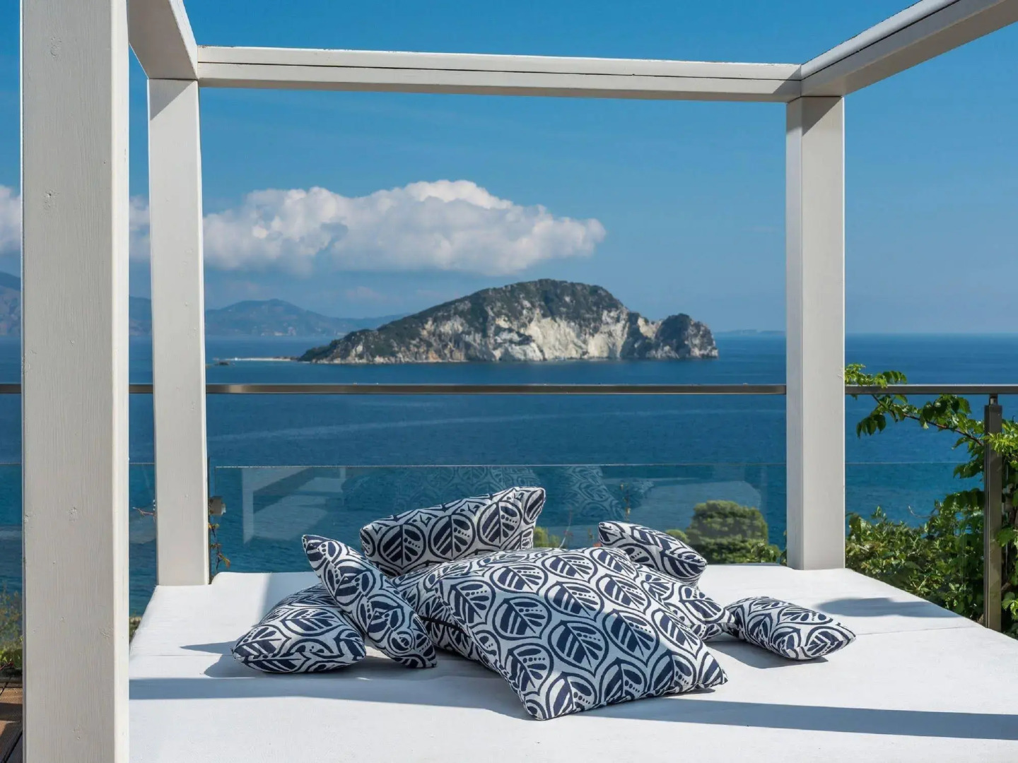 Serenus Luxury Villa