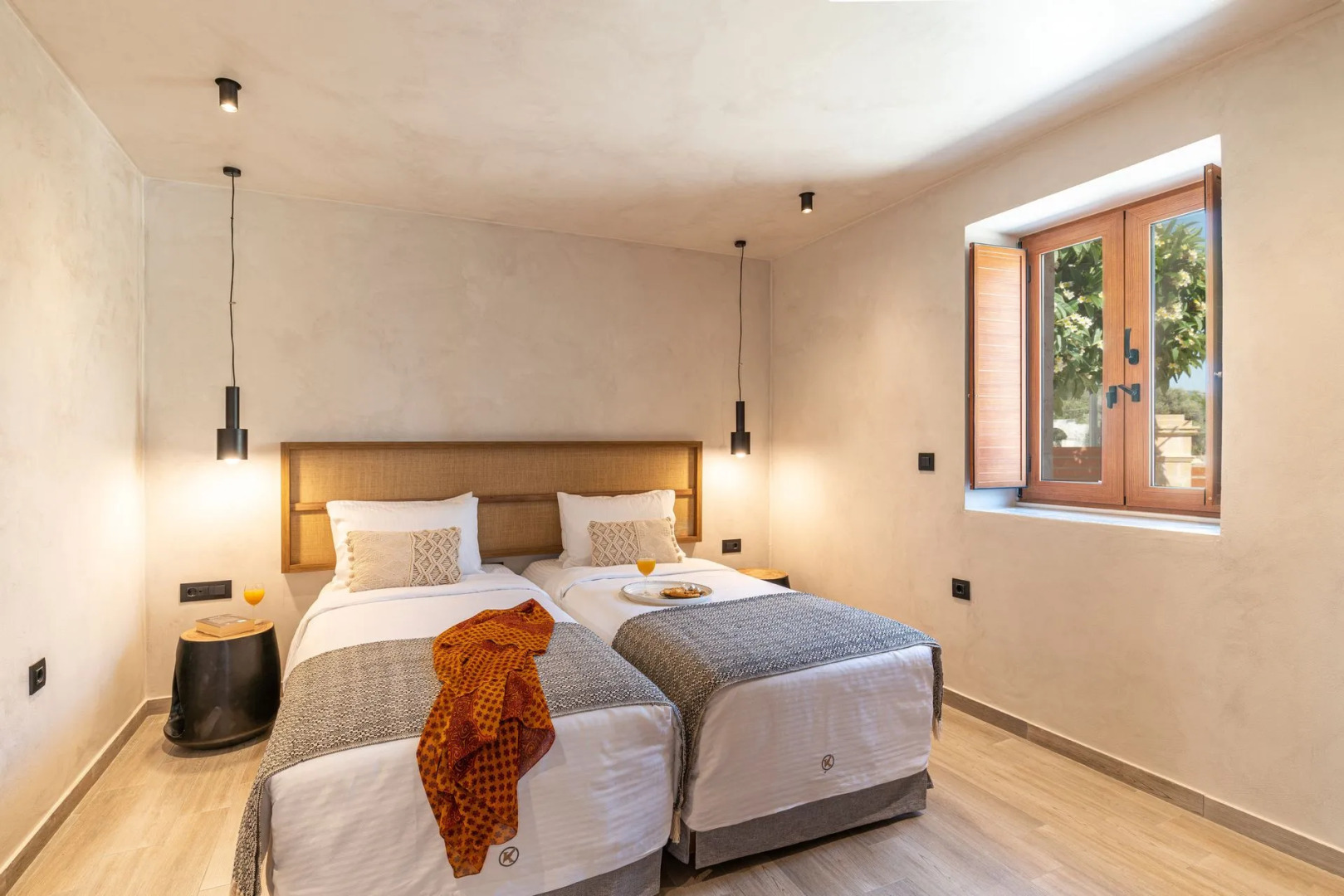 Kattavia Villas & Houses