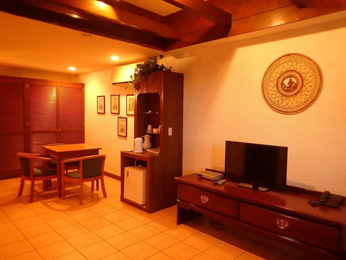 Cliffside Hotel Palau