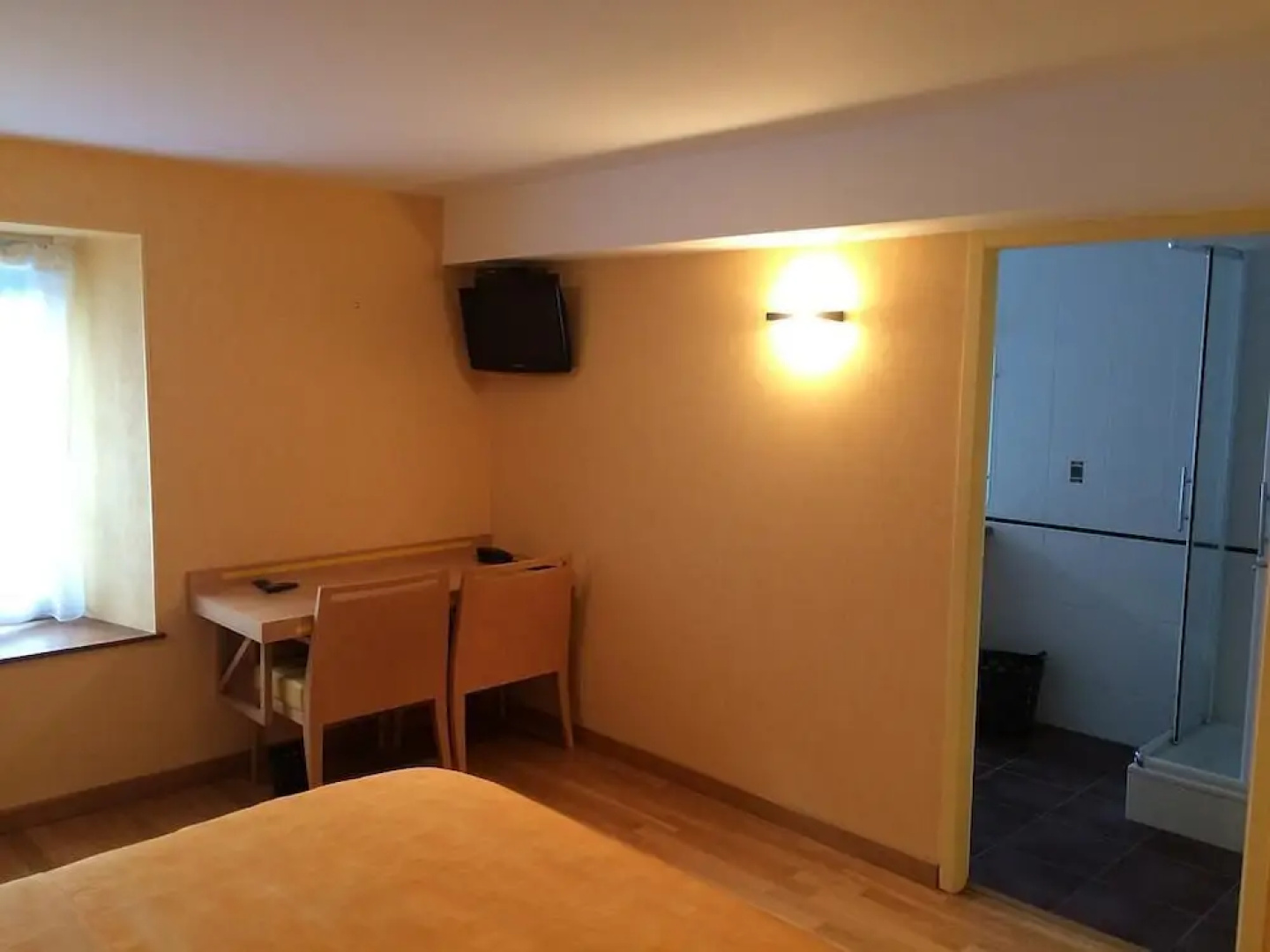 Hotel Bistro Les Pas Sages