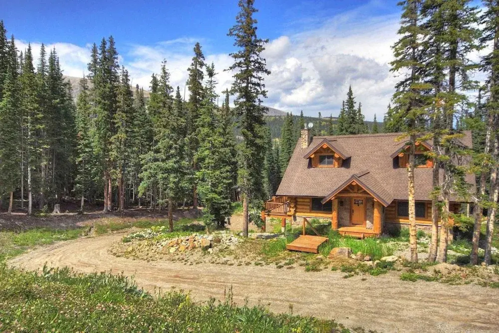 Timber Ridge Lodge by RedAwning