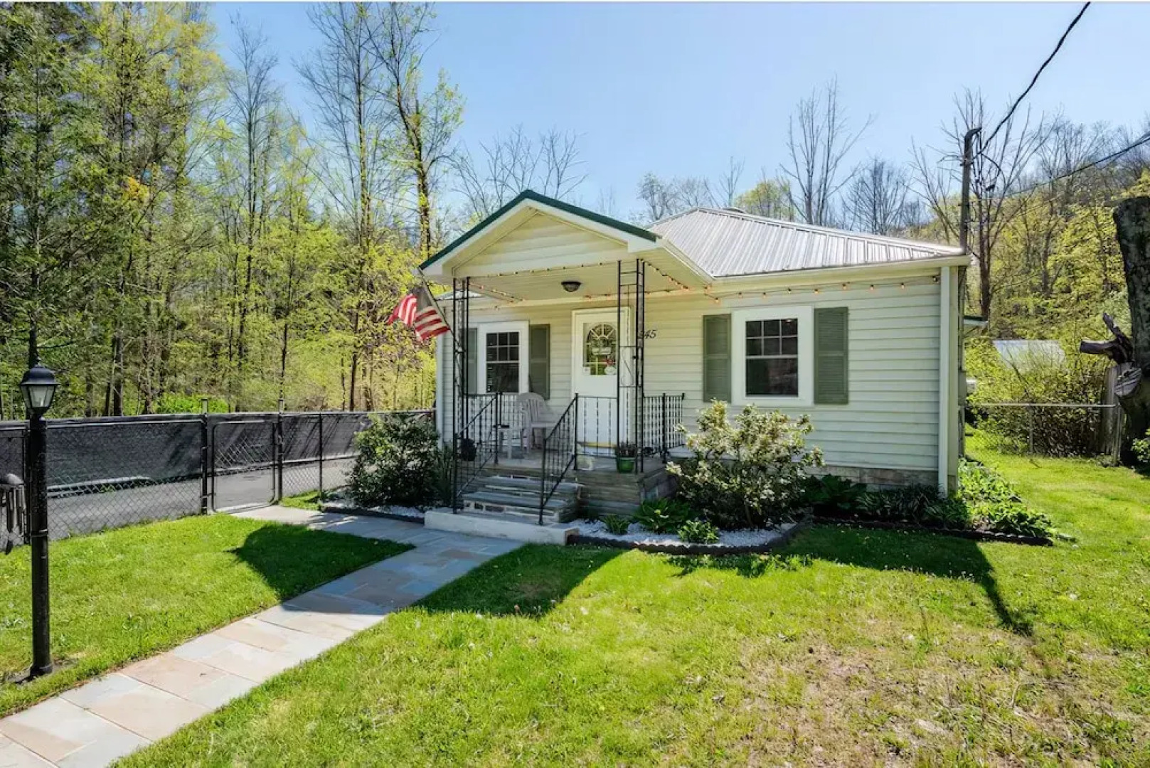 The Artist Studio Loft Inc