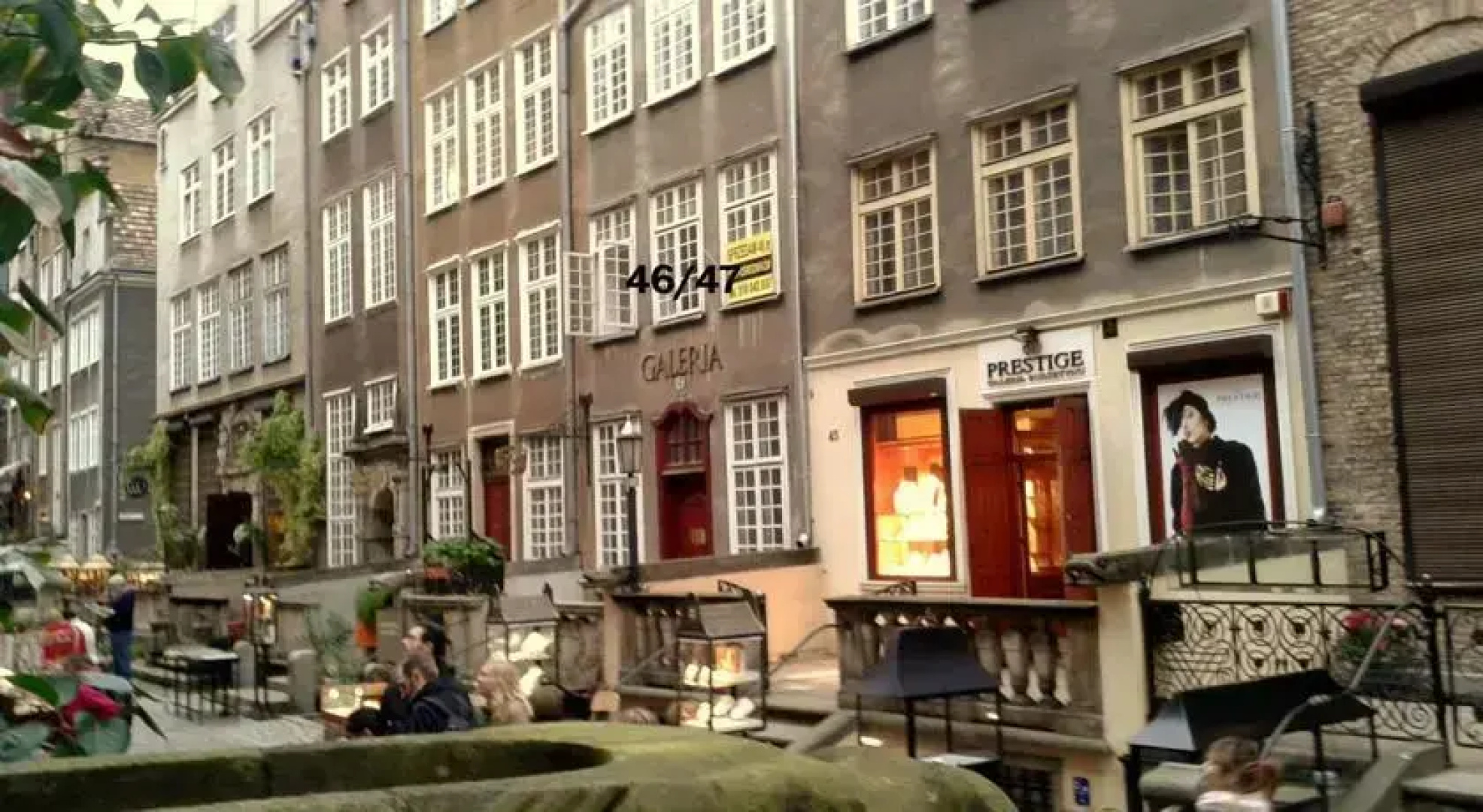 The Heart of Old Town Apartments