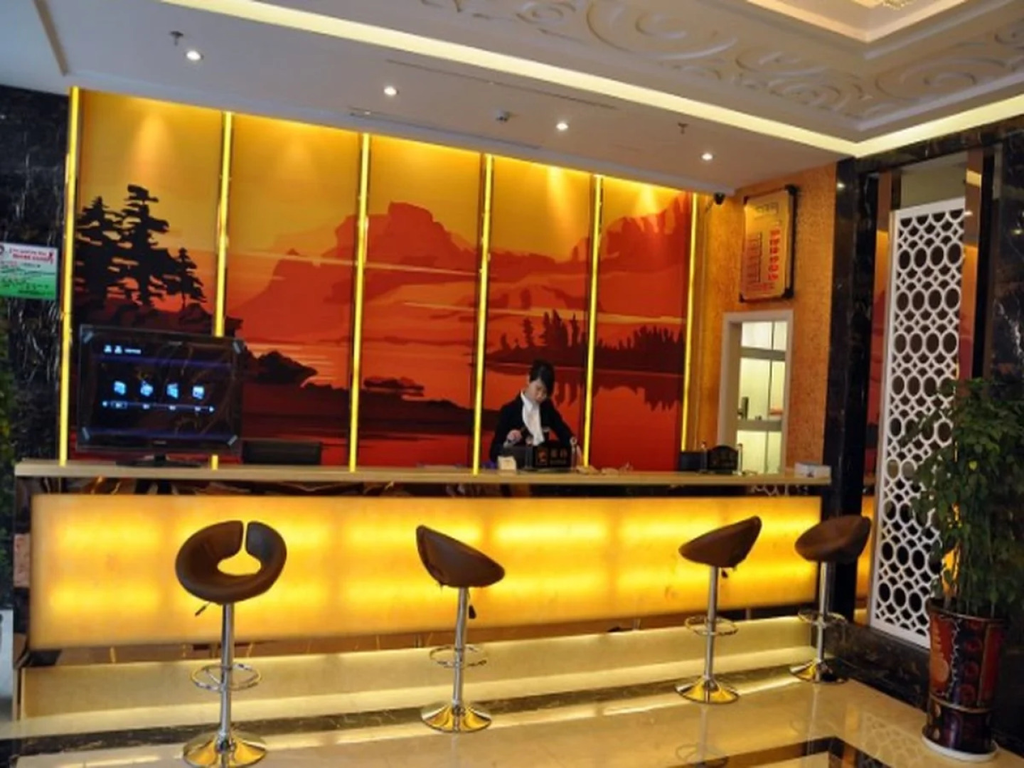 Yiwu Tdidi Fashion Hotel