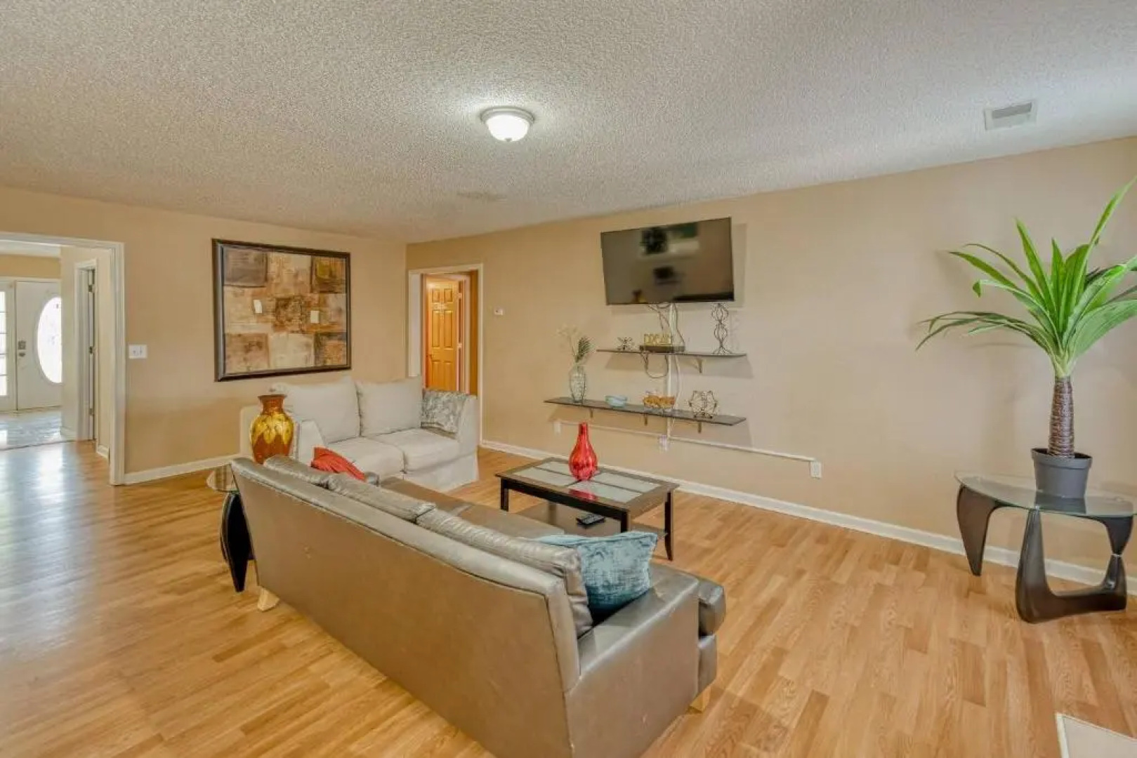 6 Bed Seasoned Family/grad Groups Get Together