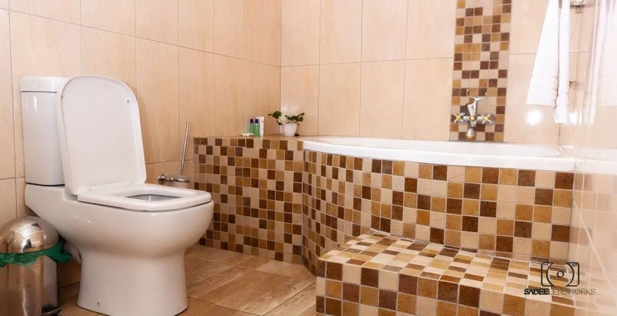 Mavuna Guest Lodge & Conference Centre