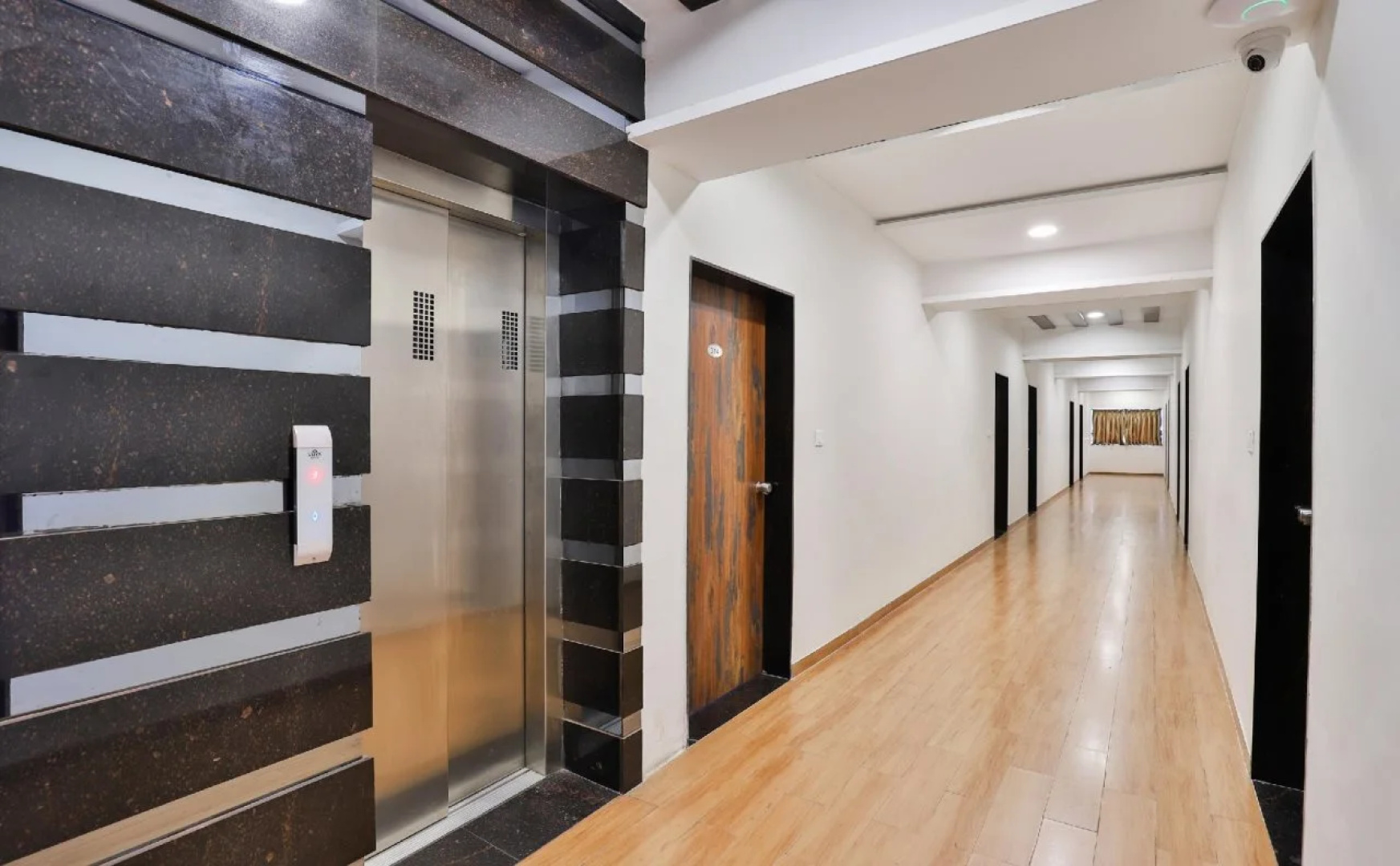 The Grand President By OYO Rooms
