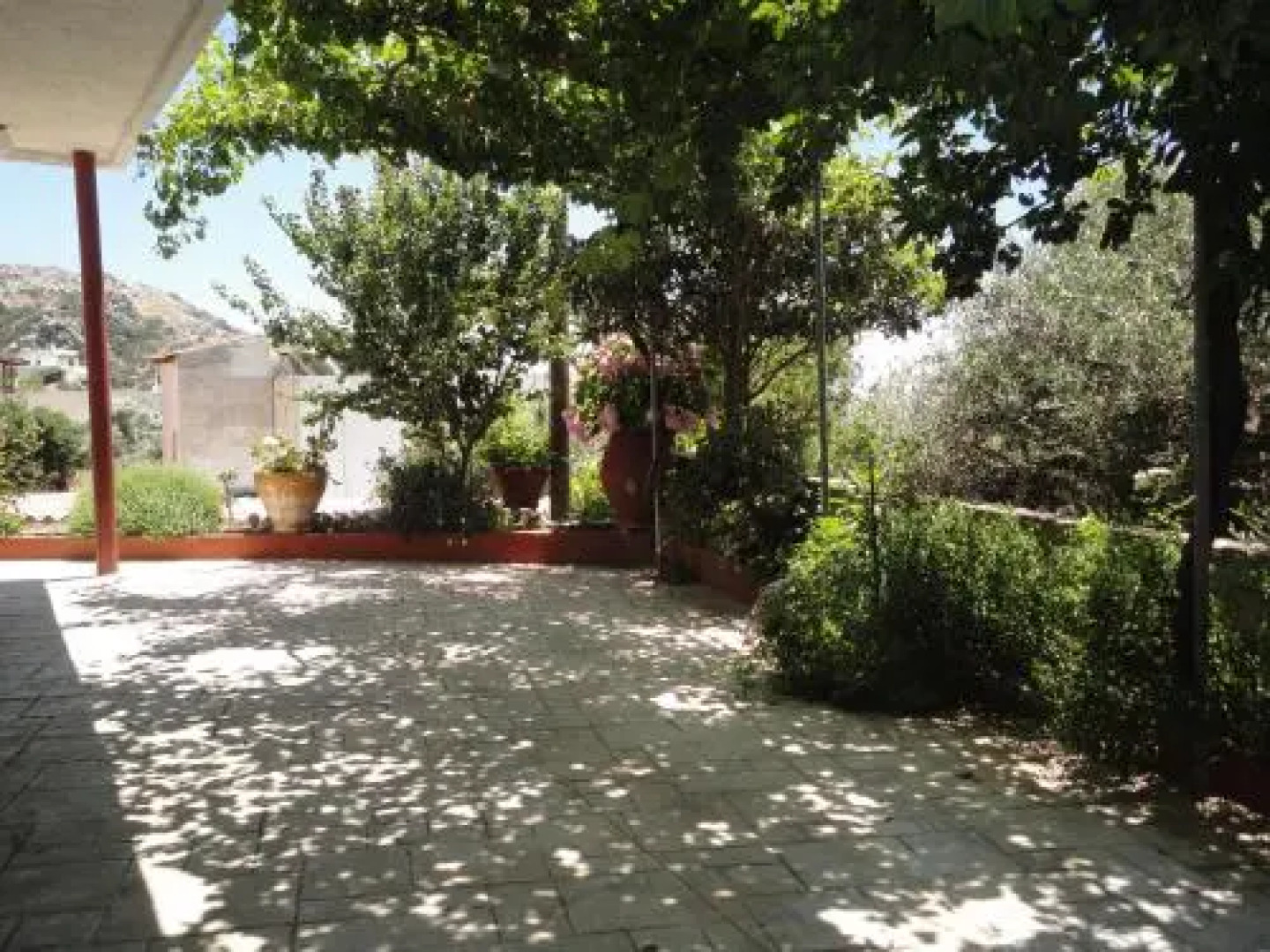 Archontika Apartments