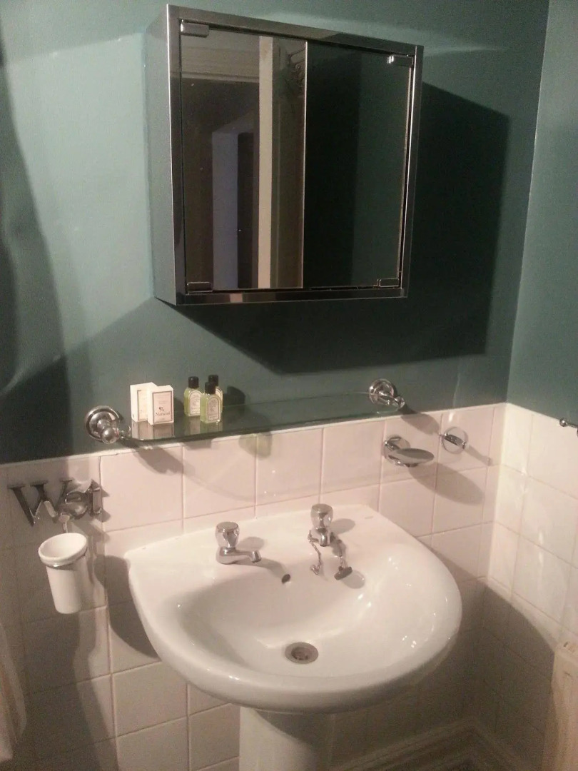 Bed and Blueberry, Two Bedroom Suite