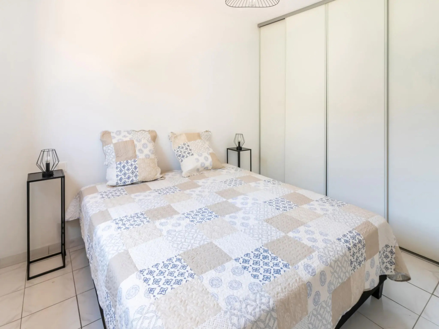 Cosy Holiday Home in Minerve With Garden