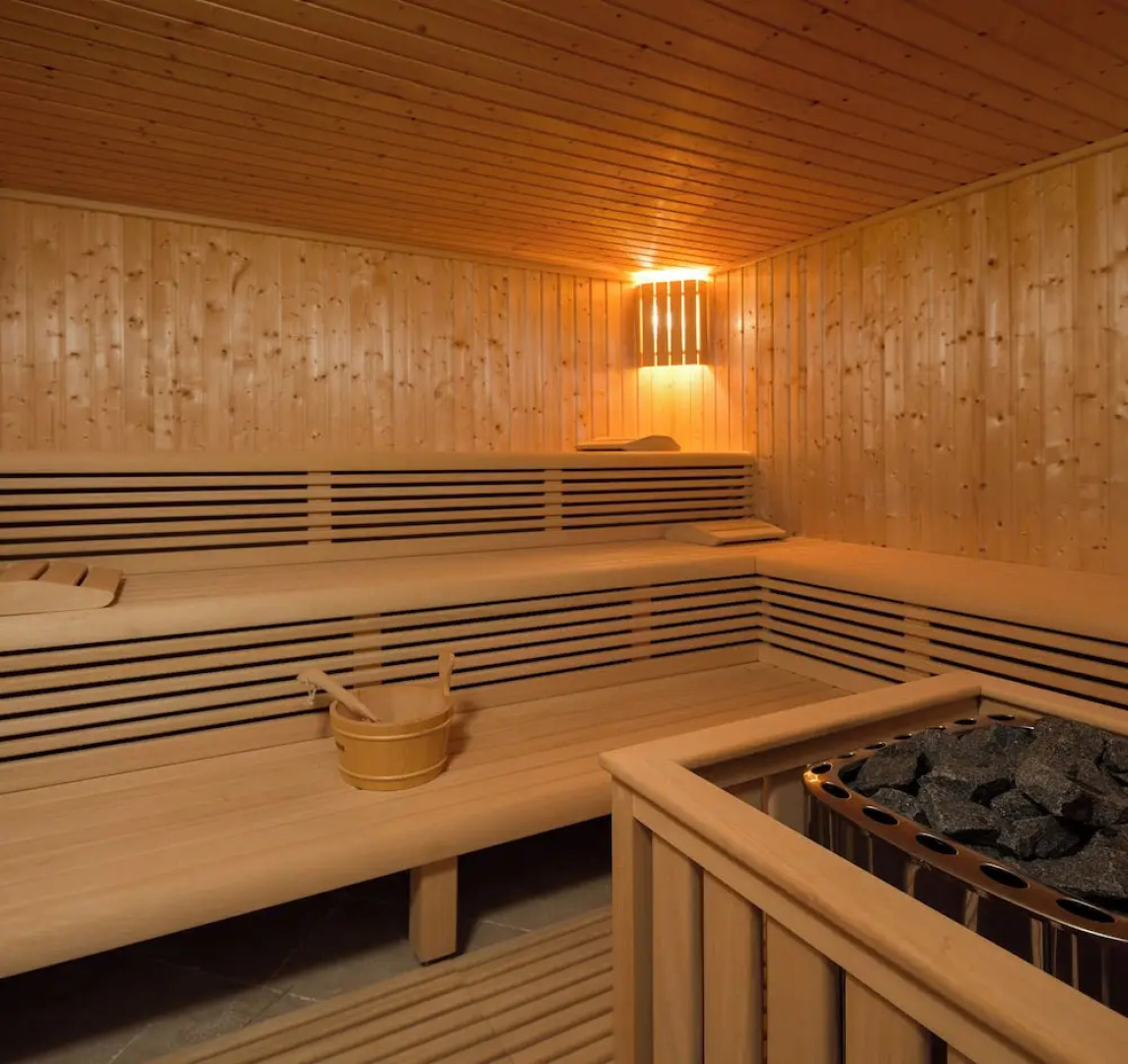 Luxury at Villa Cama - Your Dream Vacation Rental!