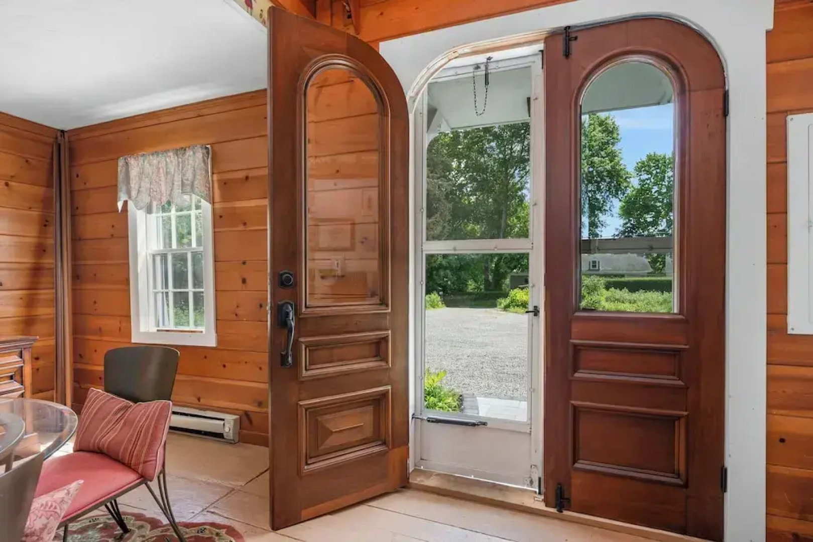 Isaiah Hall Bed & Breakfast Inn