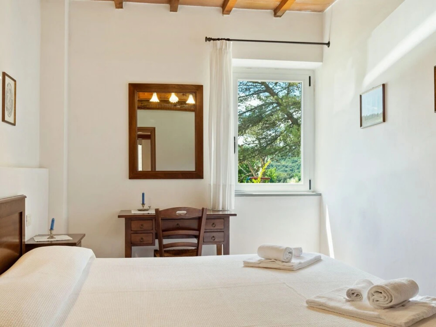 Scenic Holiday Home in Torgiano With Swimming Pool