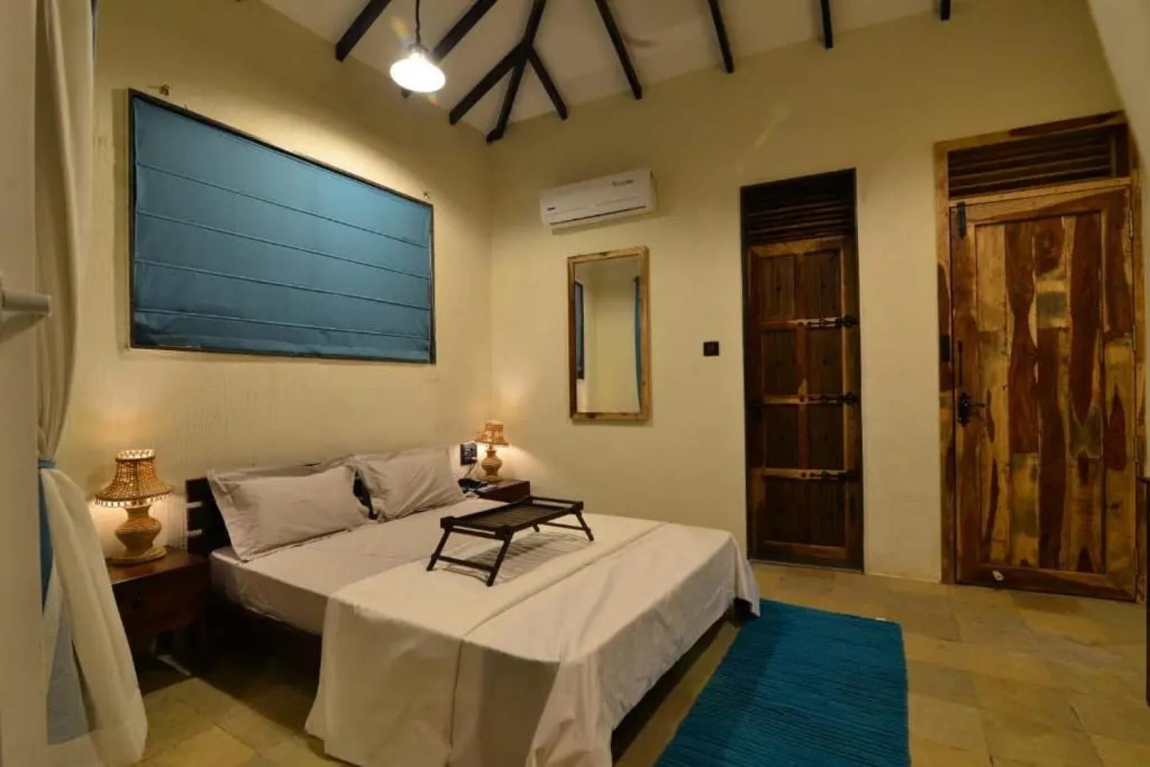 Castle Vintage VillageHouse 6BHK