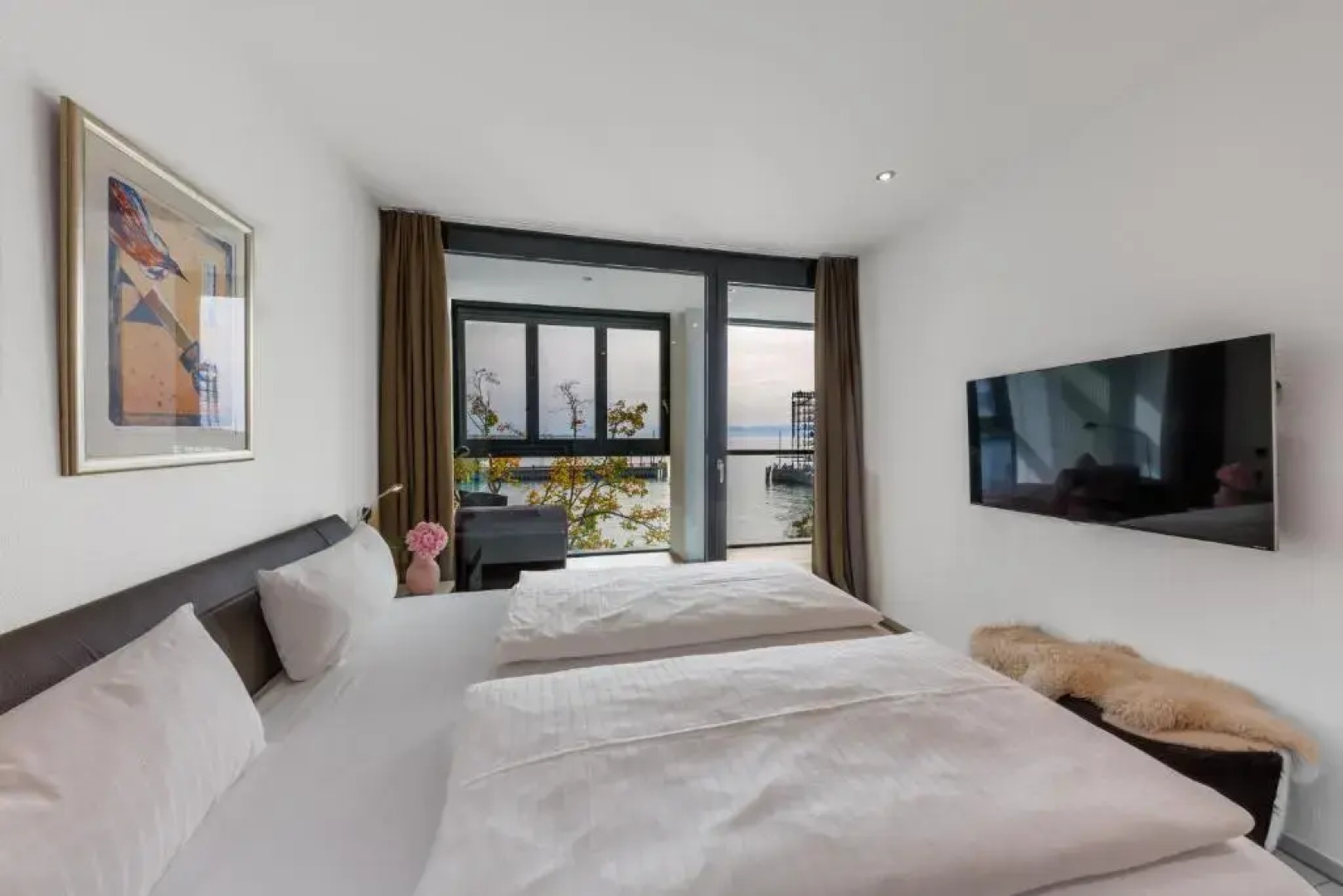 Aika Seaside Living Hotel