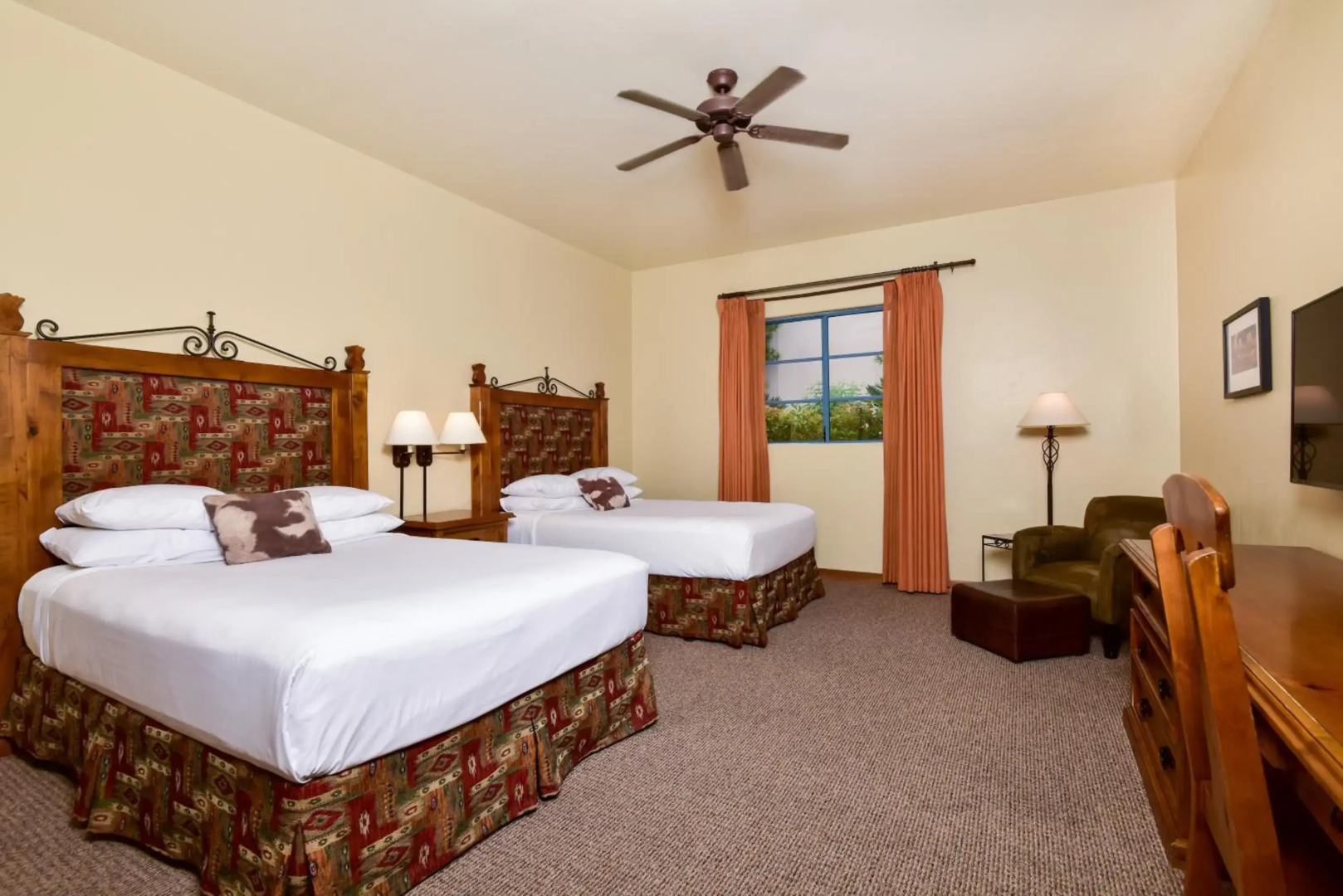 Lodge on the Desert
