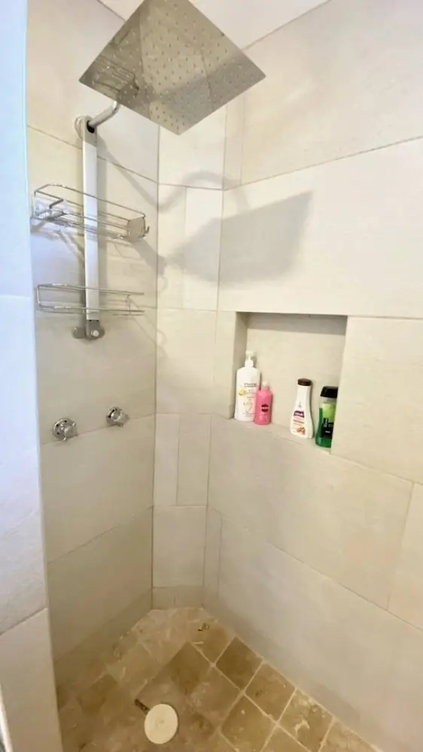 Ajijic 1 Bedroom Guesthouse -walk To Everything -patio -bikes - Pickleball Court