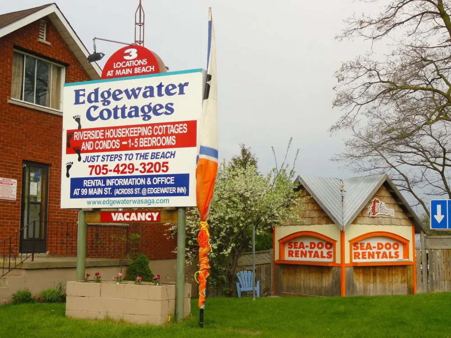 Edgewater Resorts - Edgewater Cottages