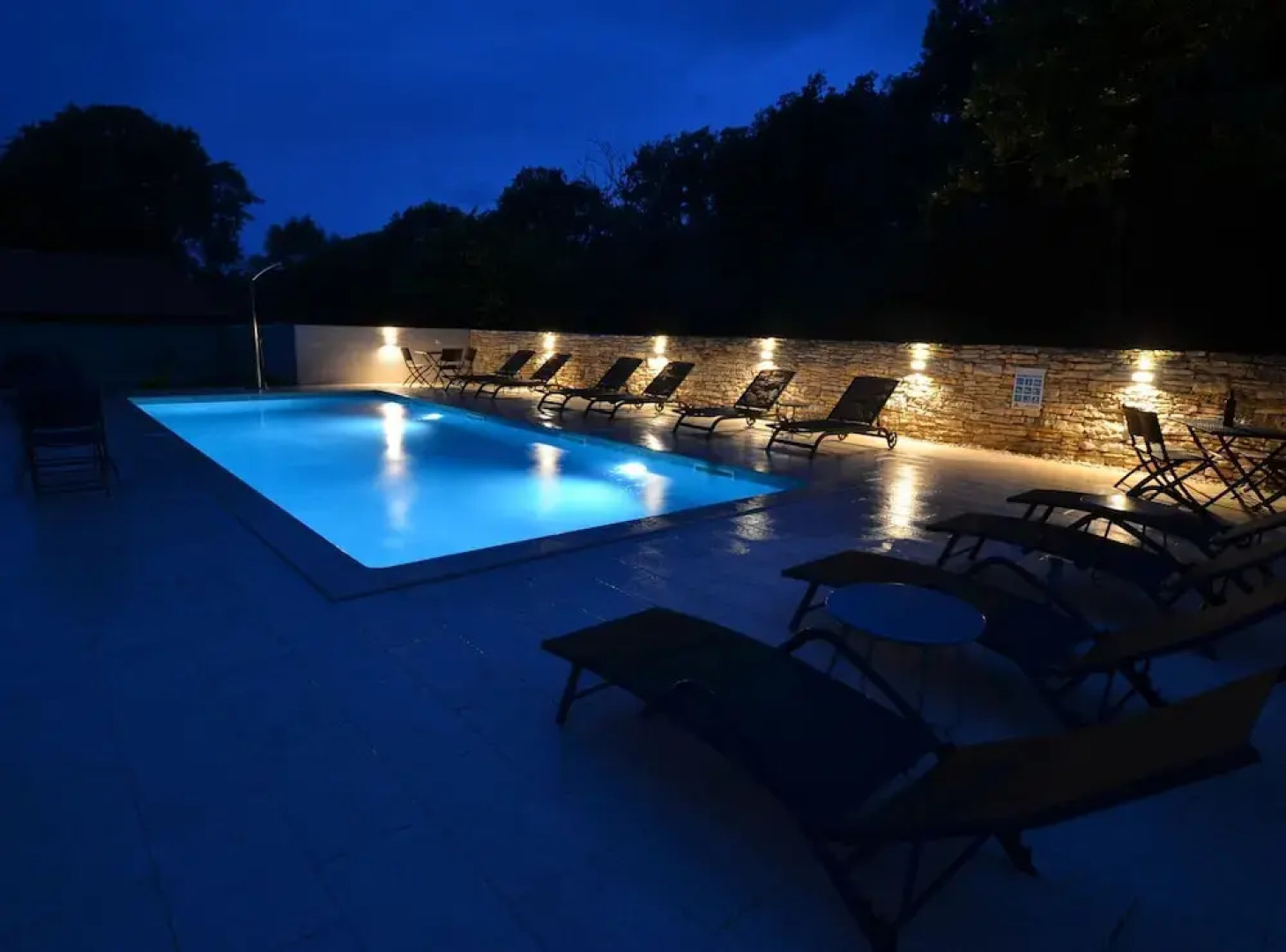 Tranquil Getaway With Shared Pool in Bale