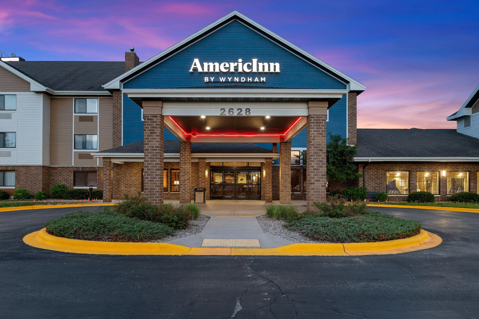 AmericInn by Wyndham Green Bay East