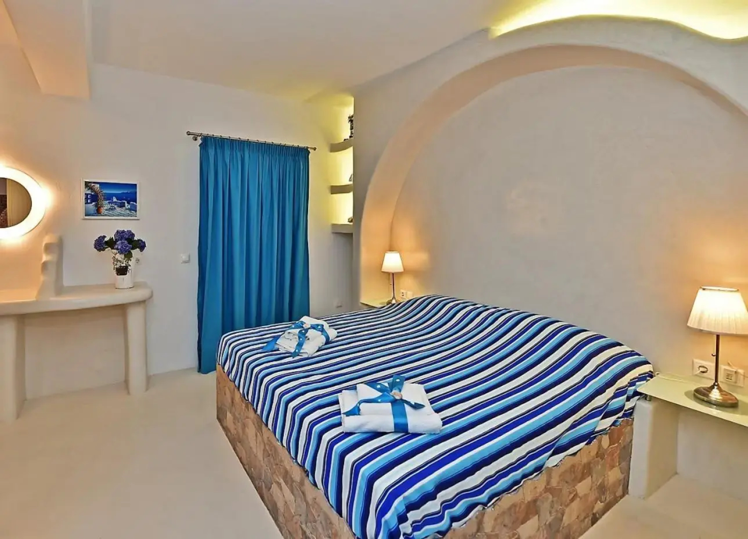Tinos Aqua Palazzo
