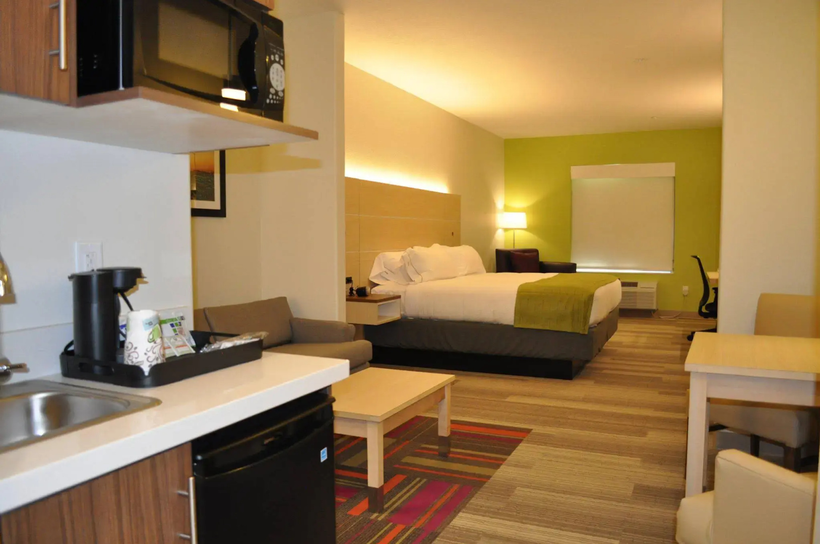 Holiday Inn Express & Suites Price by IHG