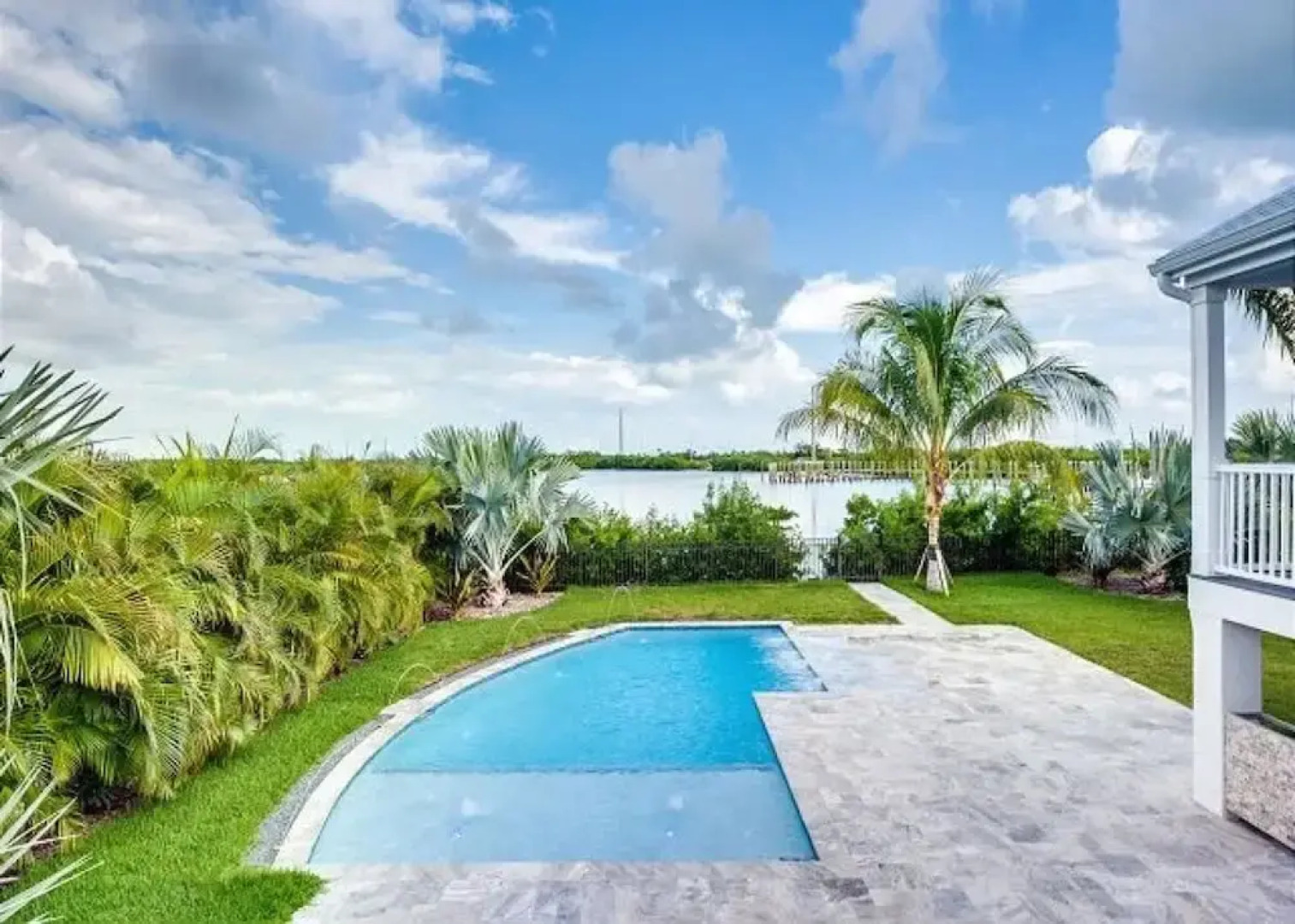 Seagate House by Brightwild Waterfront w Dock