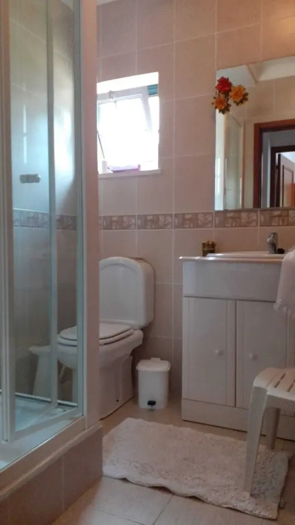 Assafarge-2bedroom-1bathroom-garden