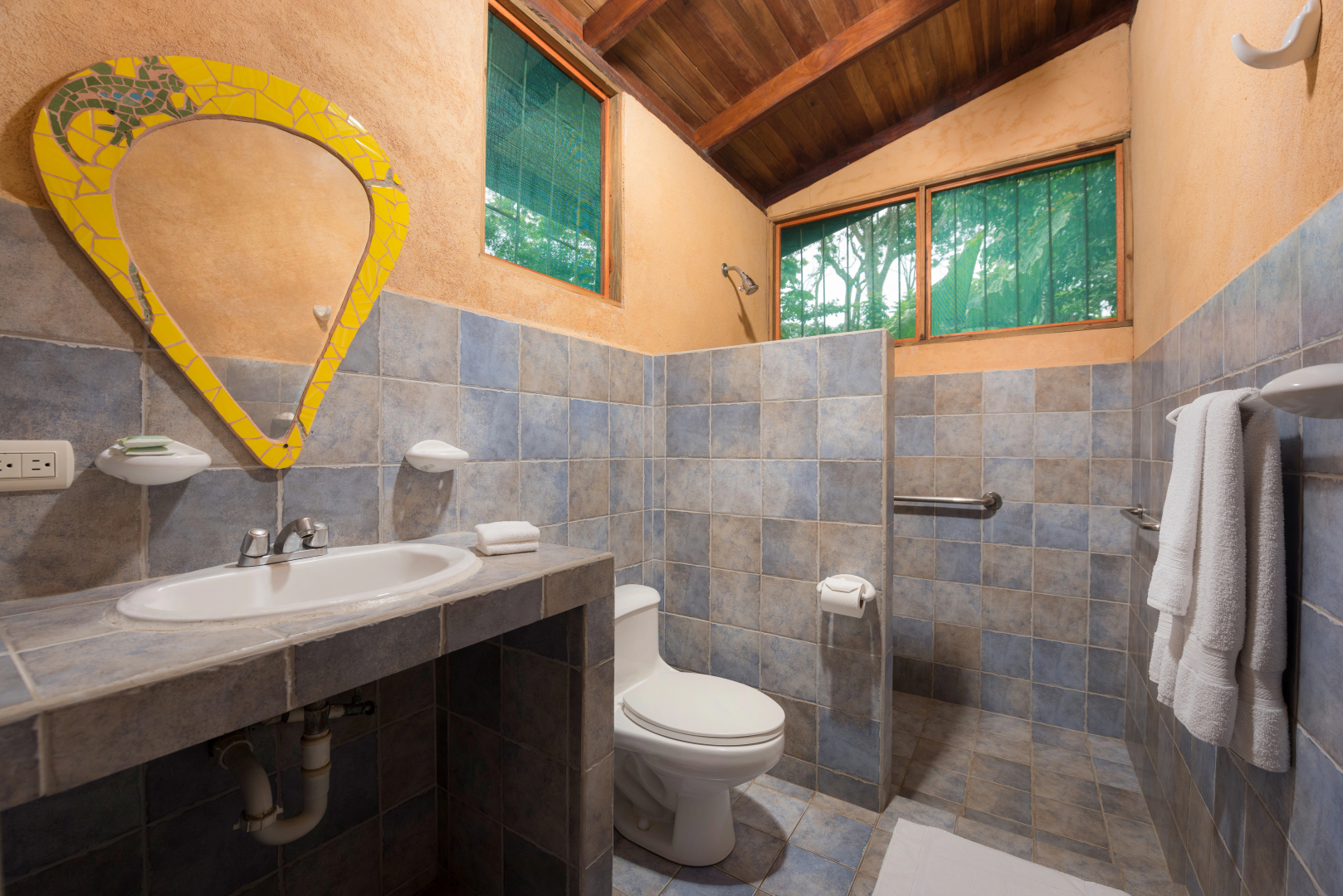 Laguna Lodge Full Board