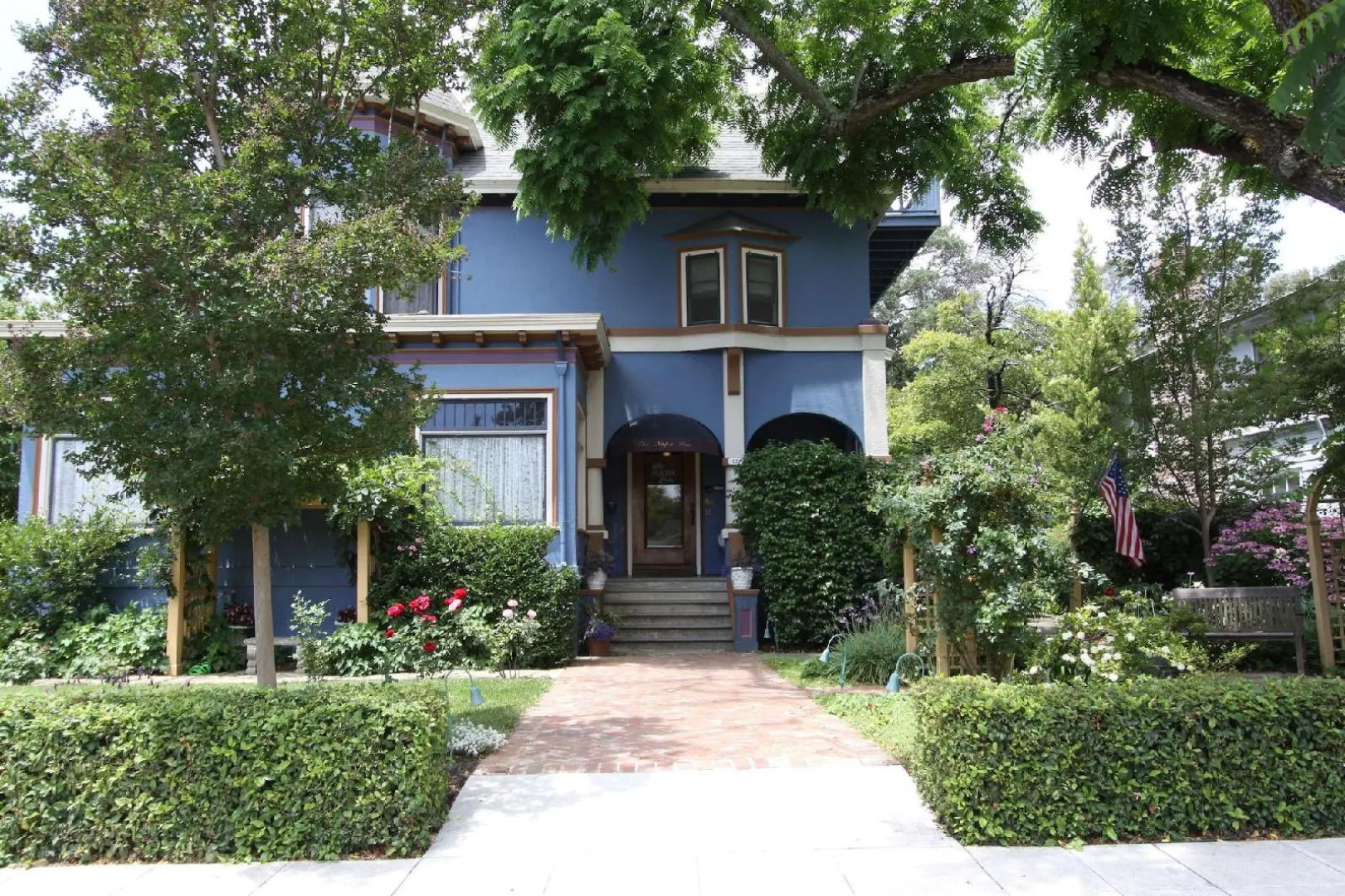 Napa Inn