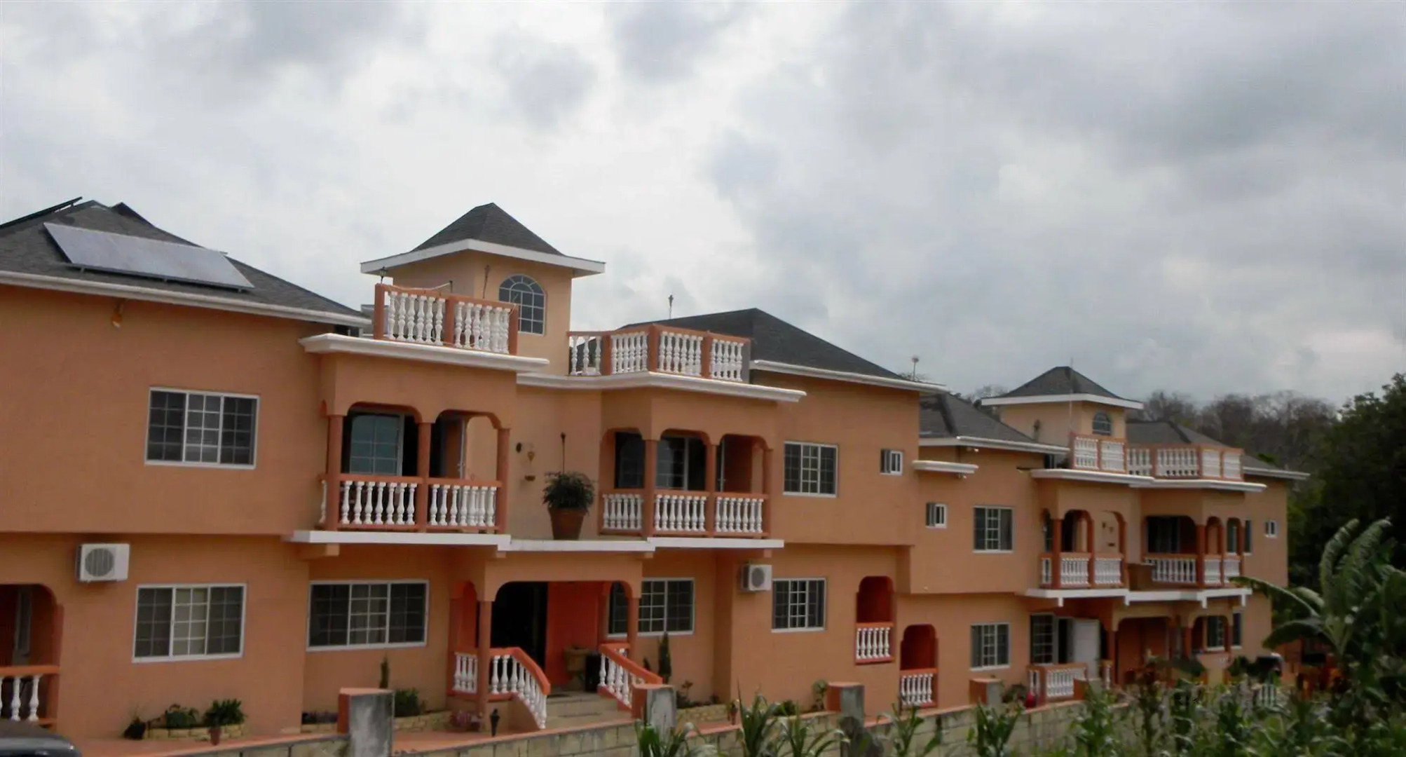 The Residences At Briarwood